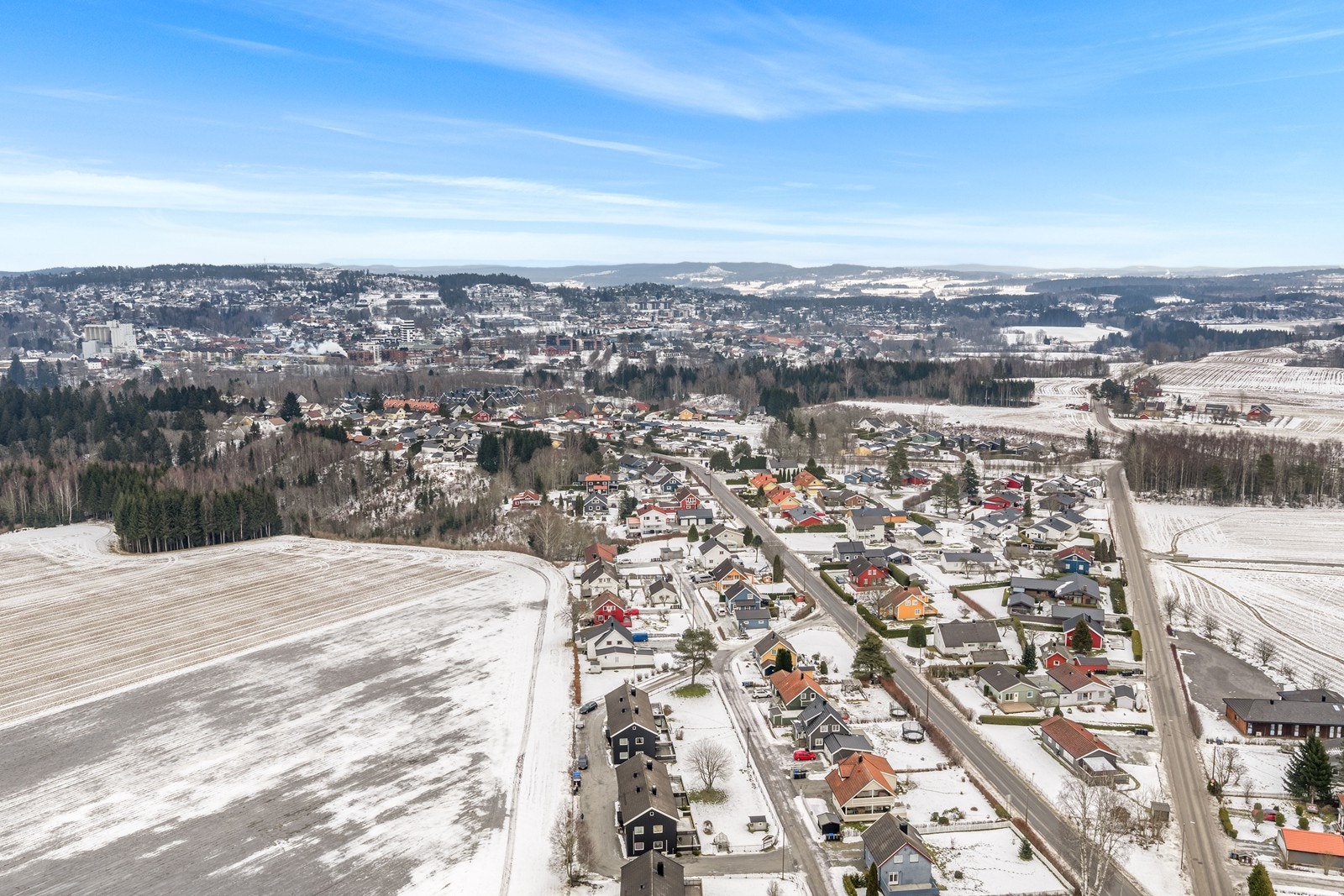 Beliggenheten gir enkel tilgang til Mysen sentrum med et rikt utvalg av servicetilbud. Galleribilde