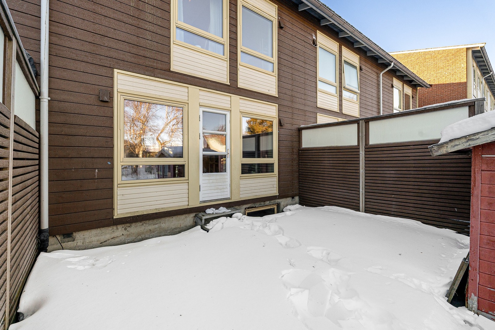 Terrasse skjermet for innsyn. Galleribilde