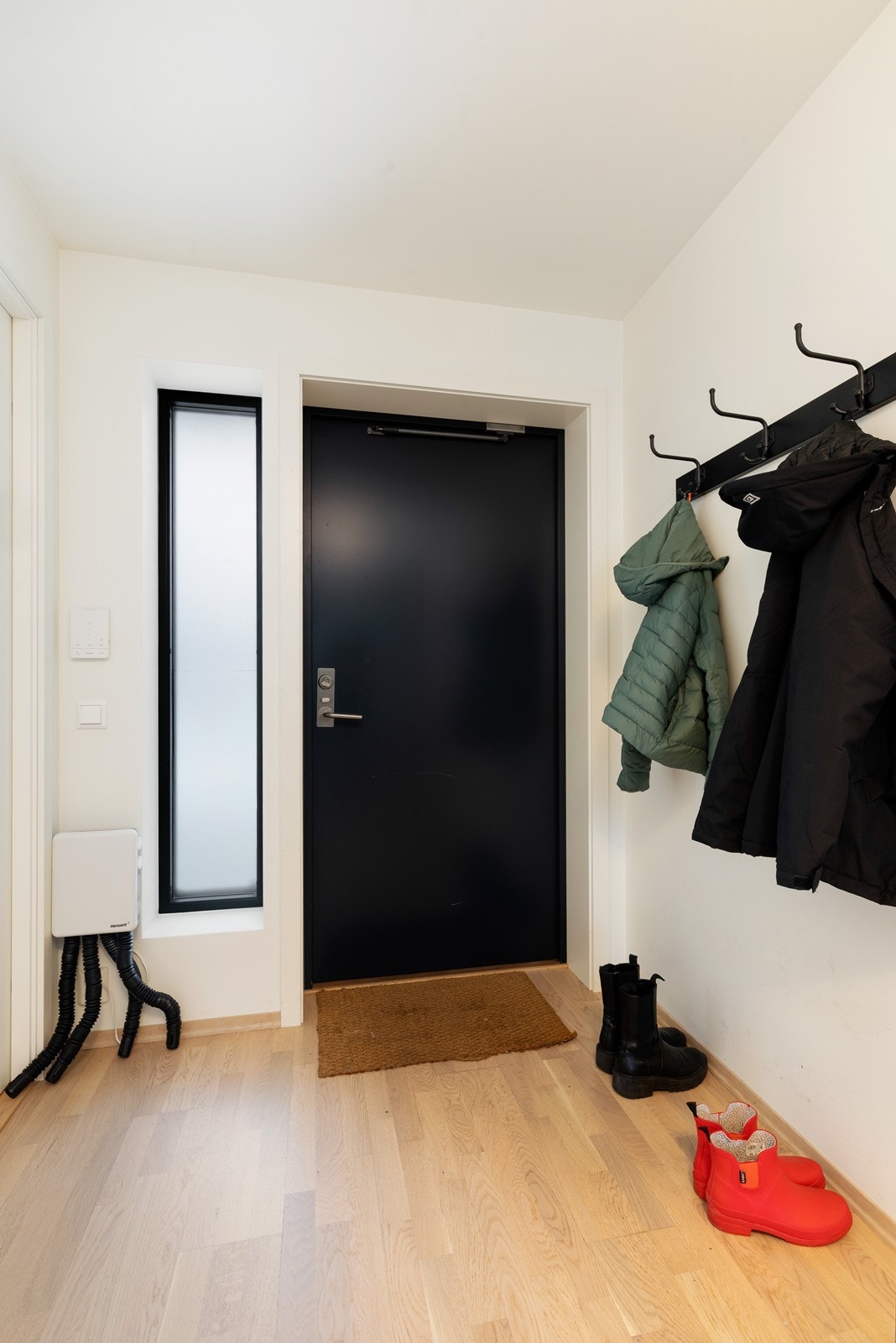 Gang/entré med oppbevaringsmuligheter Galleribilde