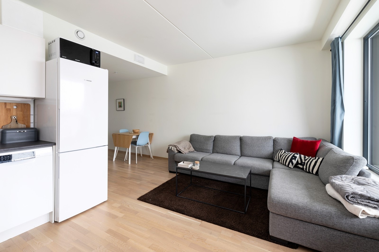 Stue med plass til sofagruppe Galleribilde