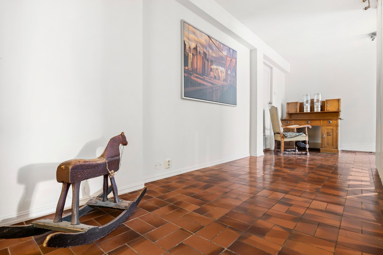 Gang/hall i u. etasje Galleribilde