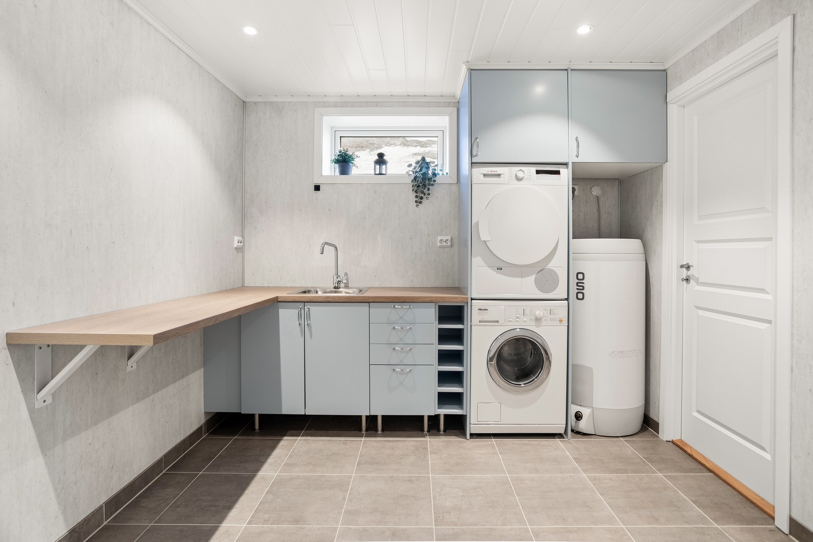 Vaskerom Galleribilde