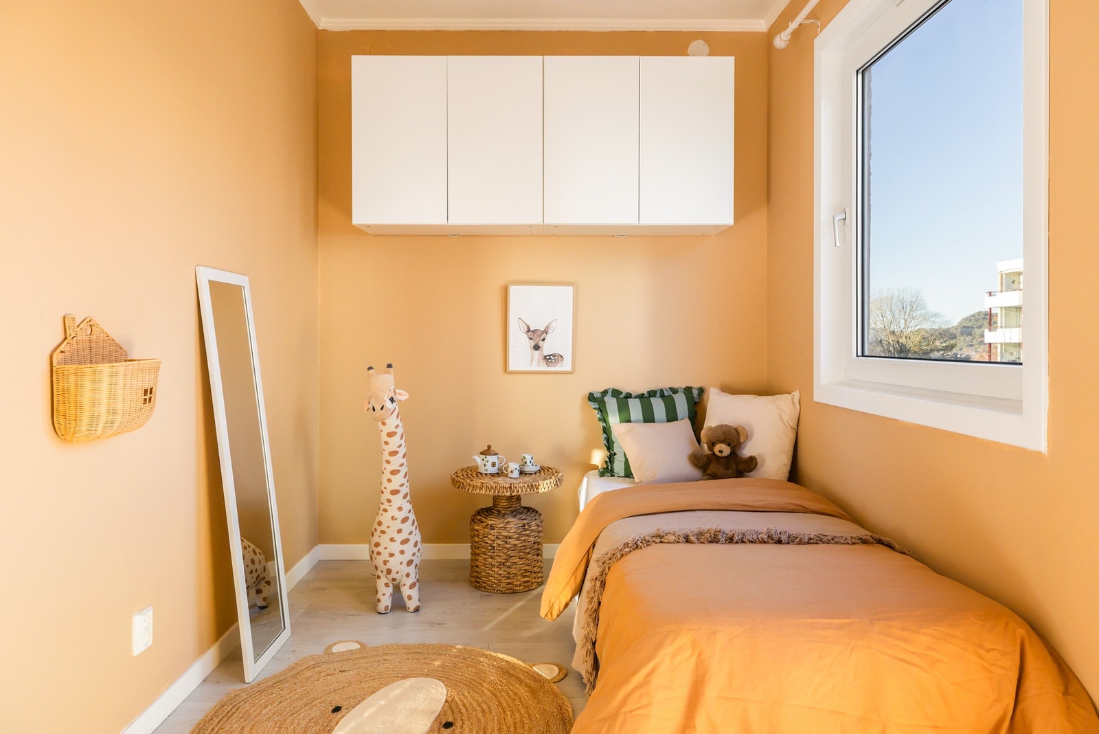 Dette er på like under 9 kvm. og har god plass til seng, garderobeskap og ev. skrivepult Galleribilde