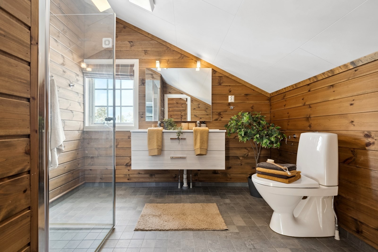 Bad i 2. etasje ble etablert i 2014 Galleribilde