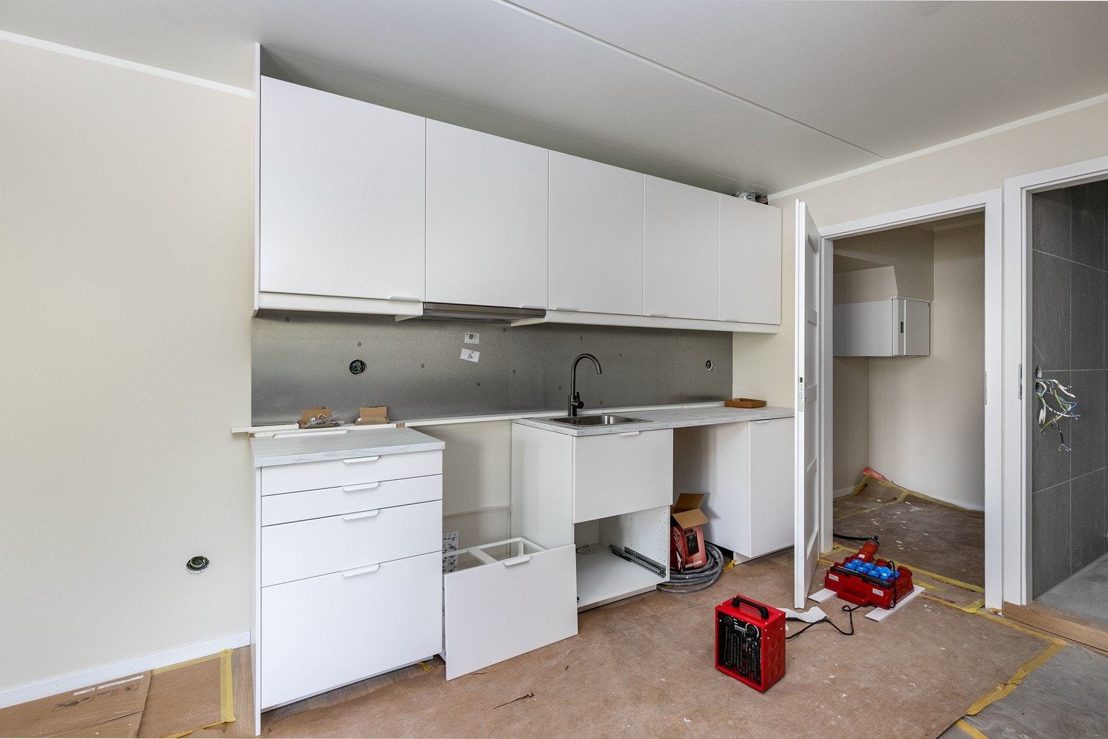 Tyrivegen 7: Kjellerleilighet - Omsøkt som en separat boenhet for godkjent utleie. Galleribilde