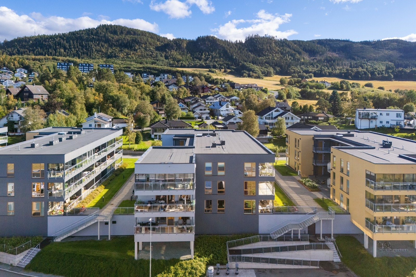 Leiligheten ligger i øverste etasje i et veldrevet og trivelig borettslag Galleribilde