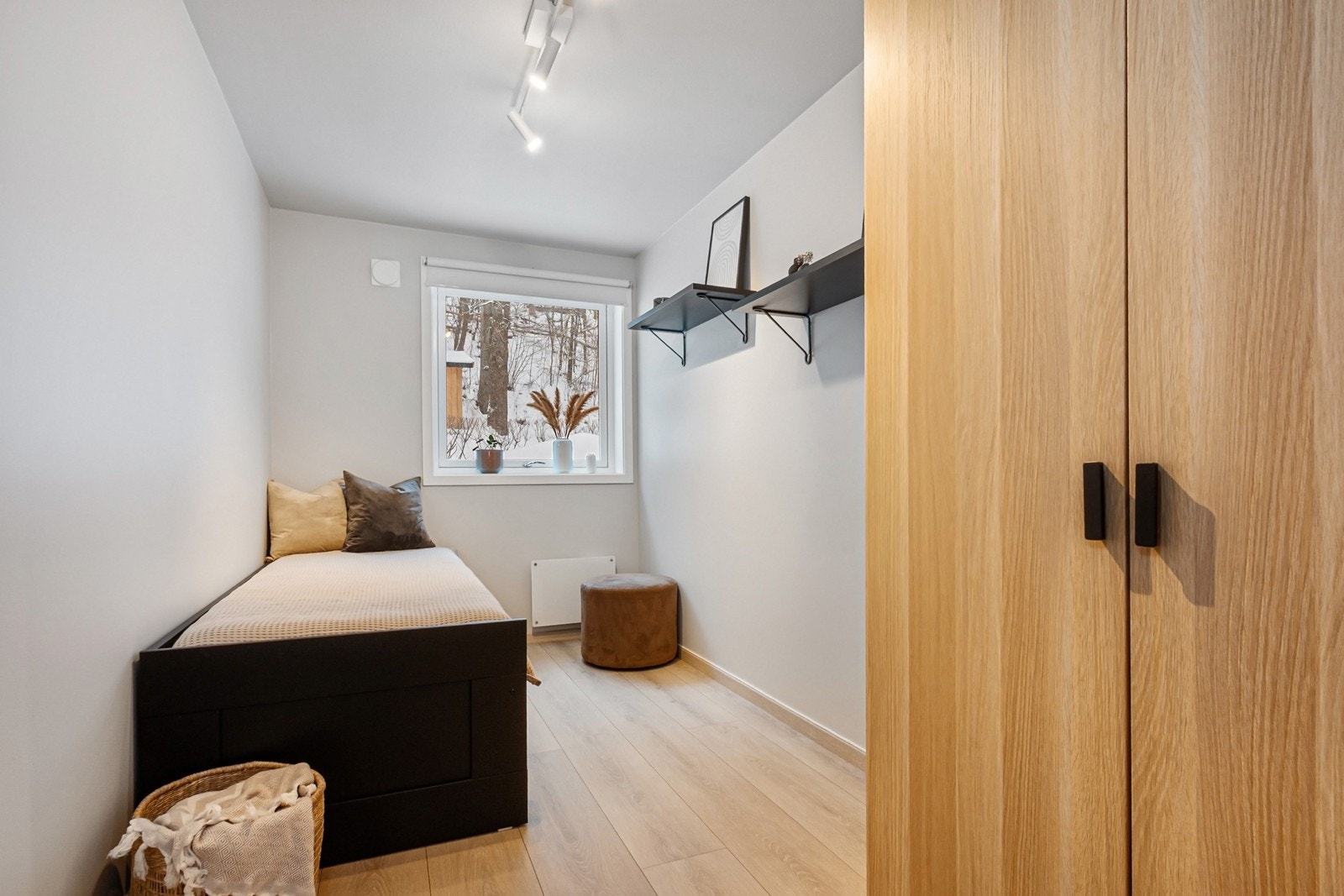 Det andre soverommet egner seg godt som barne- eller gjesterom. Galleribilde