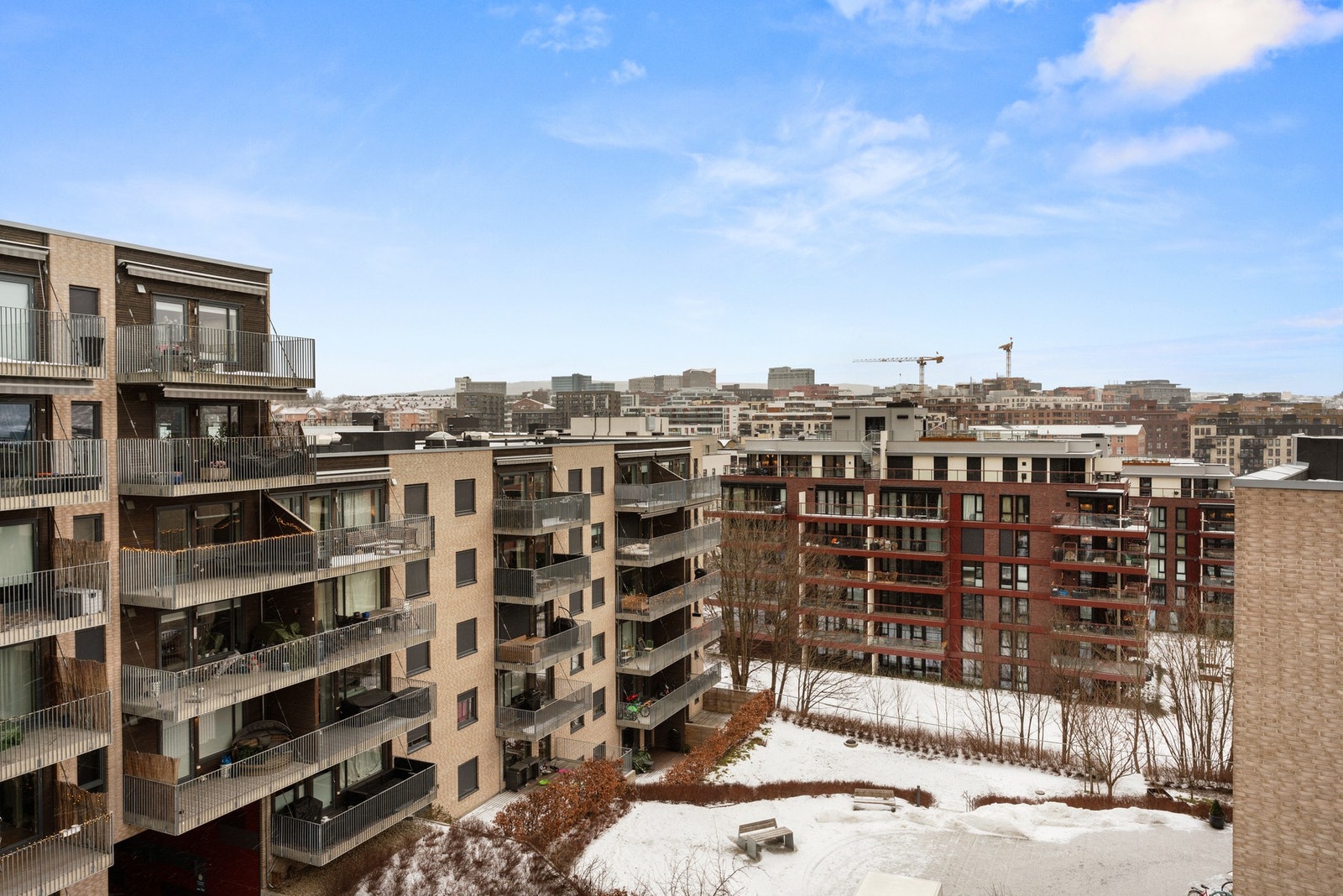 Utsikten fra balkongen Galleribilde