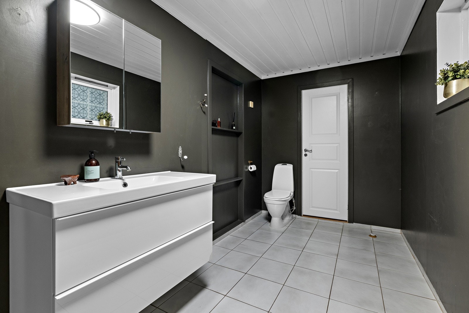 Nyere innredning gir et moderne preg. Galleribilde