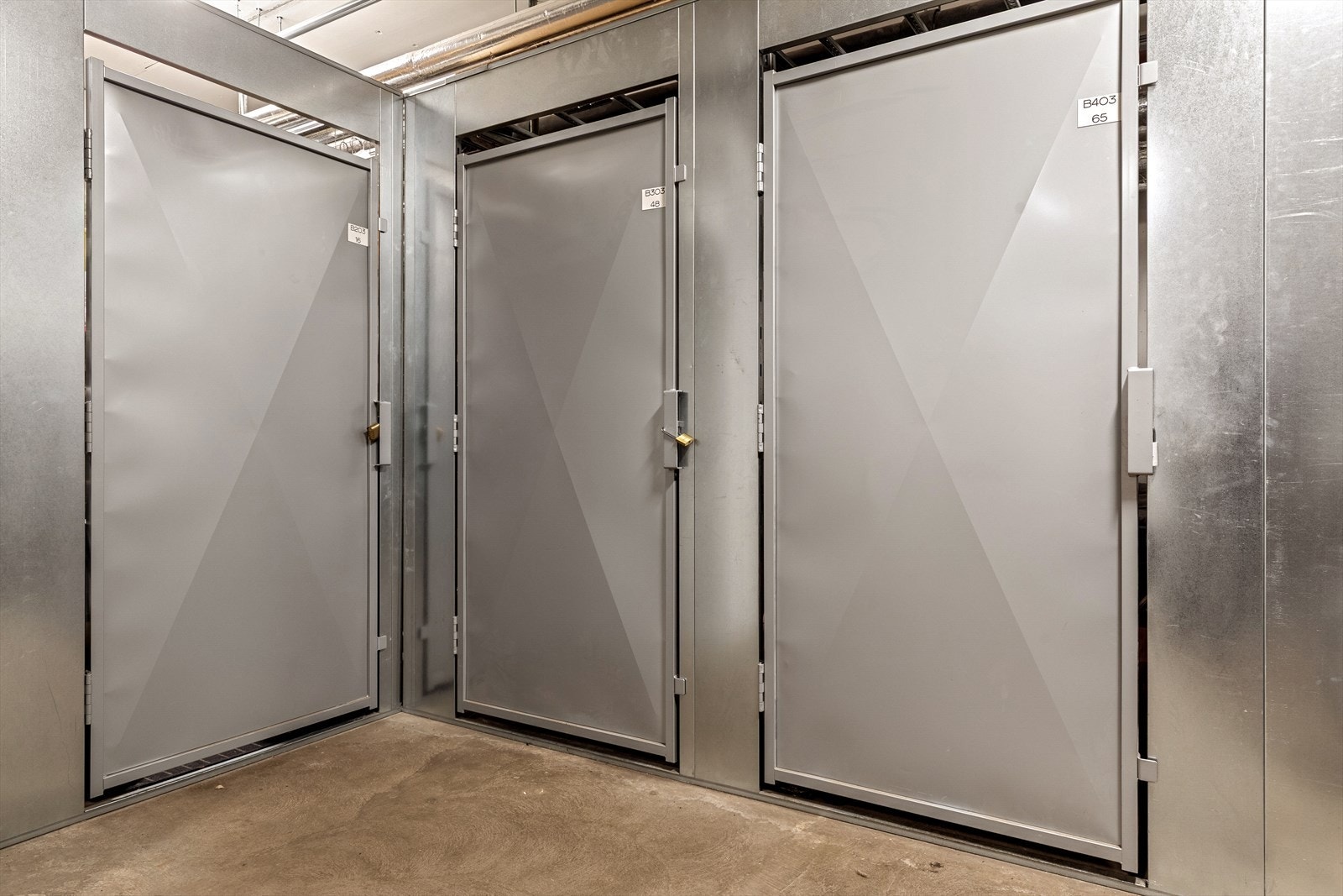 Medfølger bod i fellesareal Galleribilde