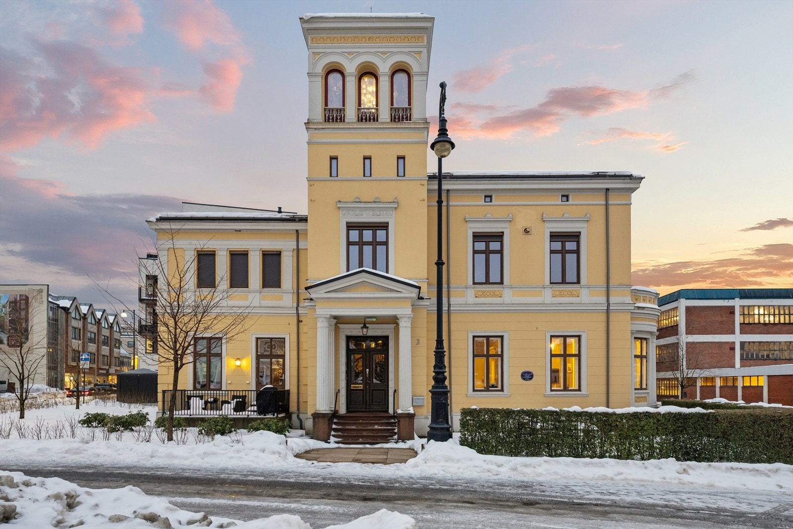 Fellesarealene befinner seg i deler av dette flotte bygget Galleribilde