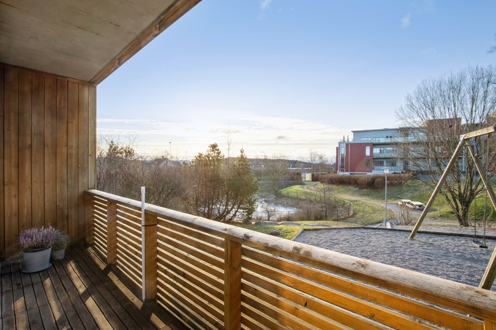 Flott utsikt fra balkong Galleribilde