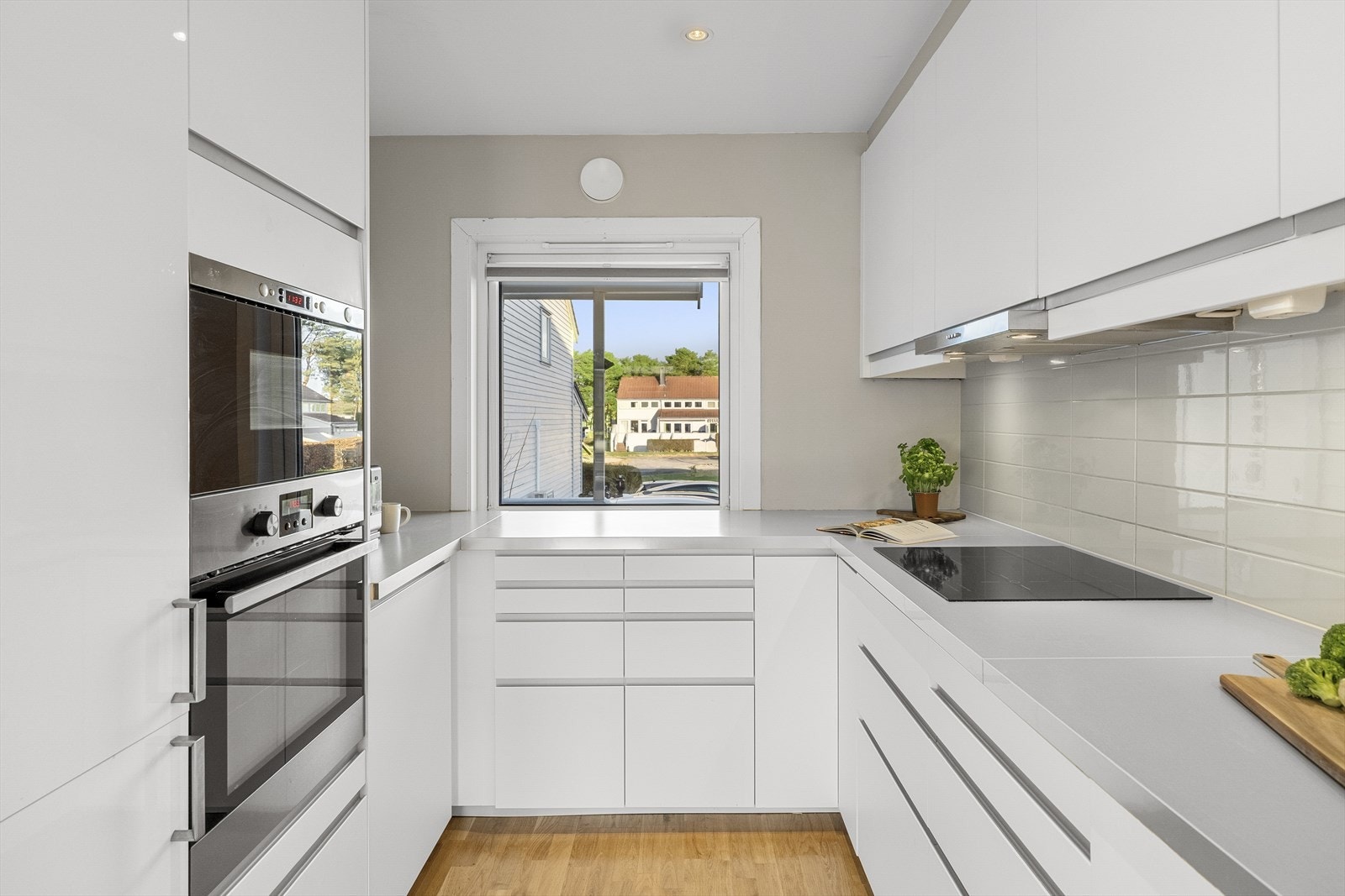 Integrerte hvitevarer som medfølger handelen Galleribilde