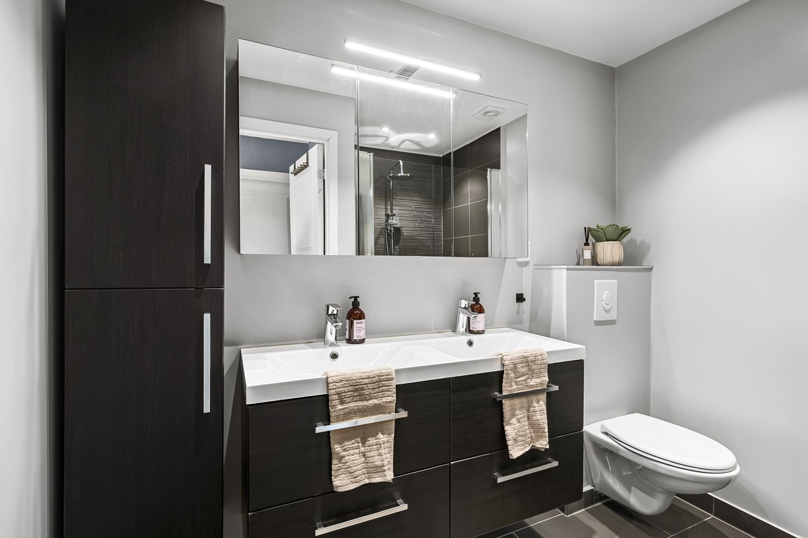 Flott bad i 2.etg Galleribilde