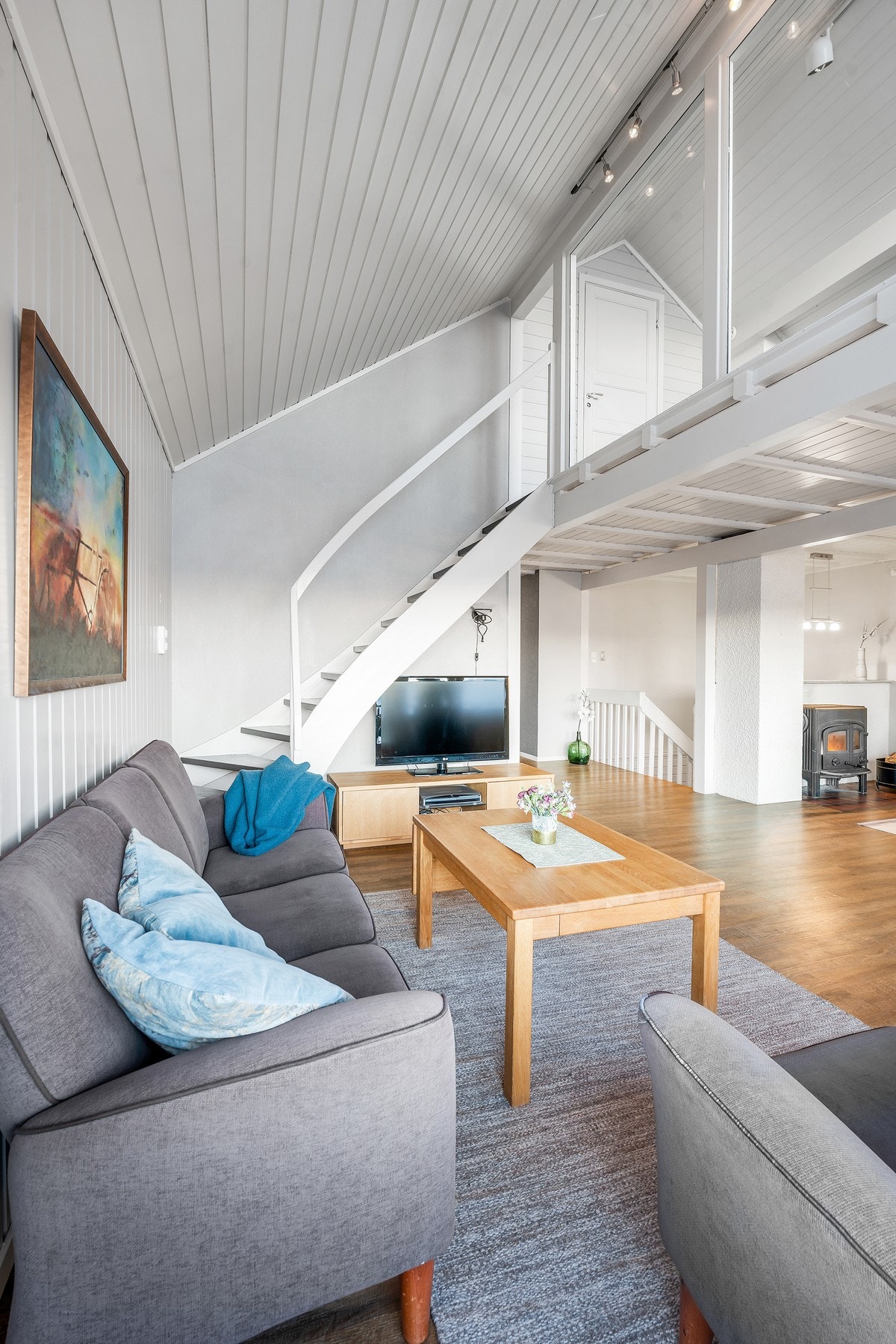 Trapp opp til loftet. Galleribilde