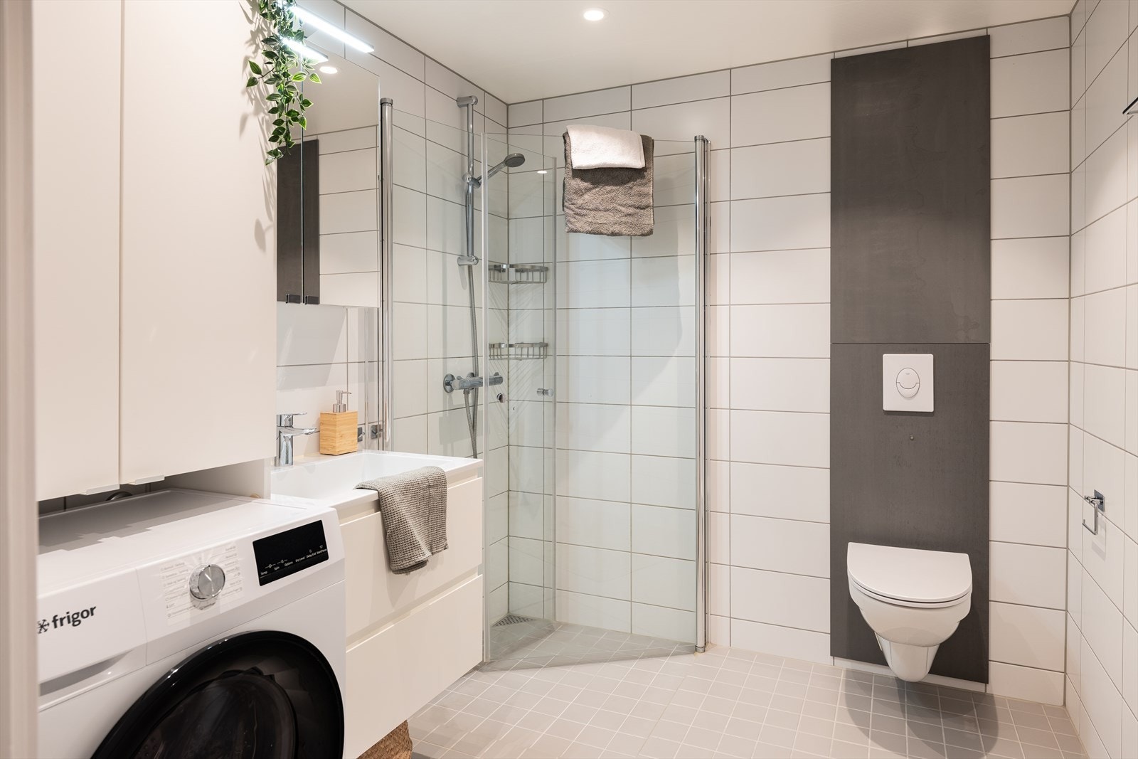 Pent og flislagt som er målt til 5m². Galleribilde