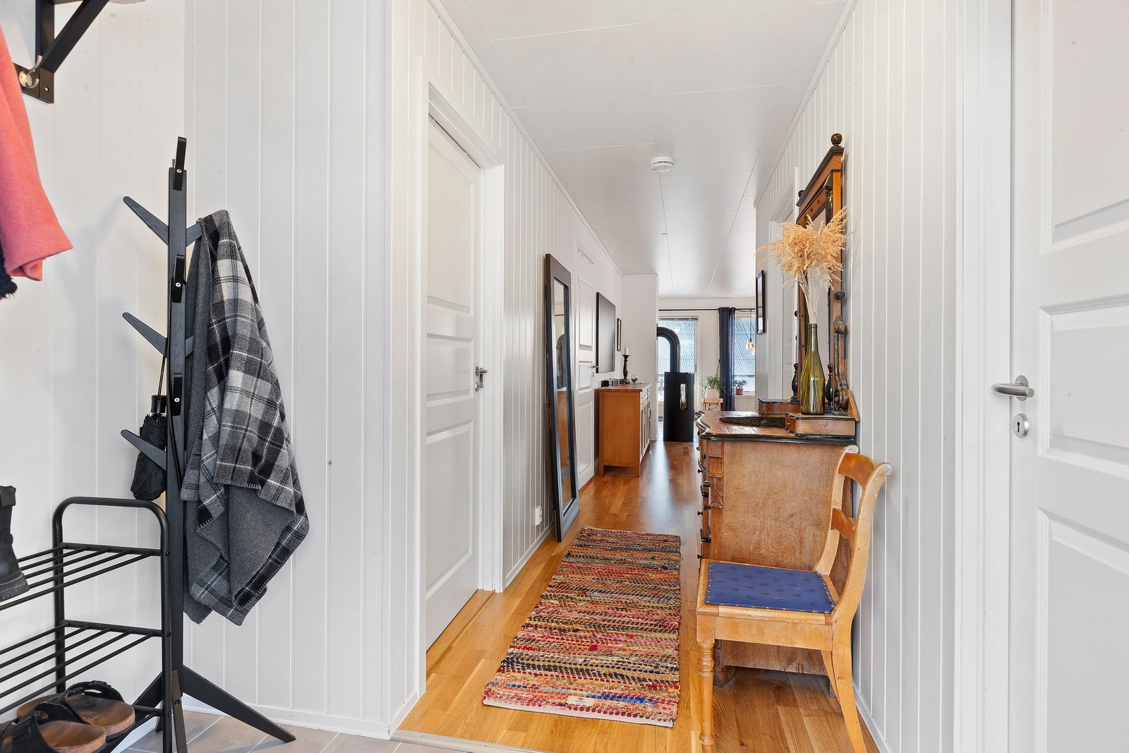 Praktisk med bod ved inngang. Galleribilde