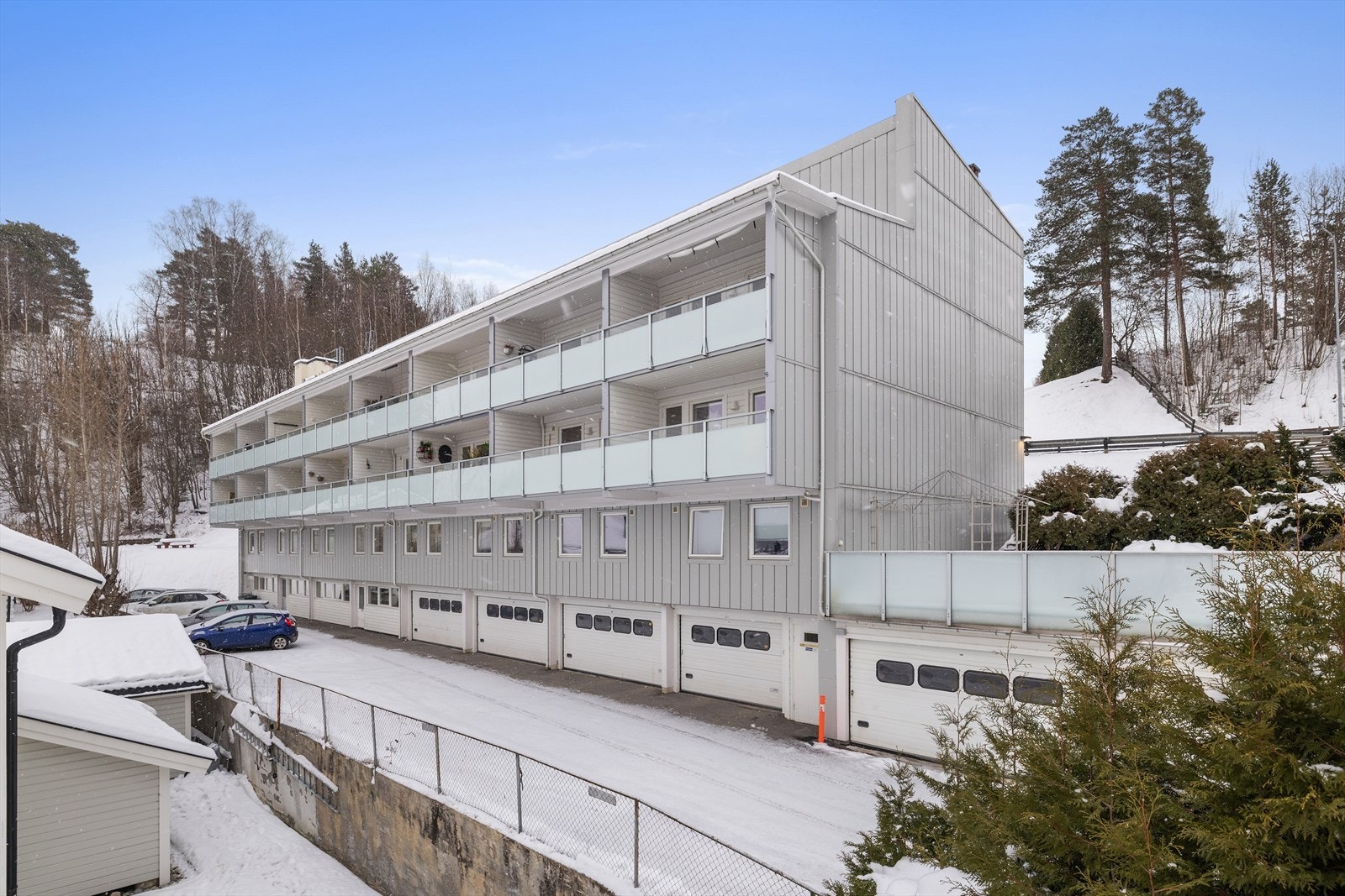 Leiligheten ligger i et etablert og rolig boligområde på Vesternbakken. Galleribilde