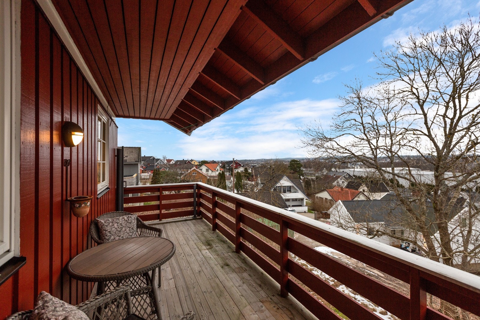 Veranda med utsikt Galleribilde