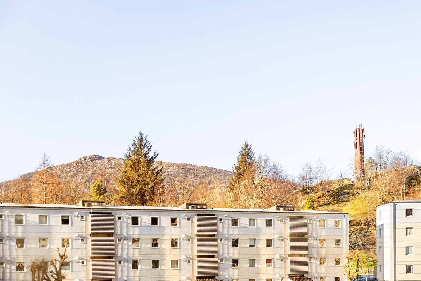 Her kan man nyte god solforhold og flott utsikt over nærområdet! Galleribilde