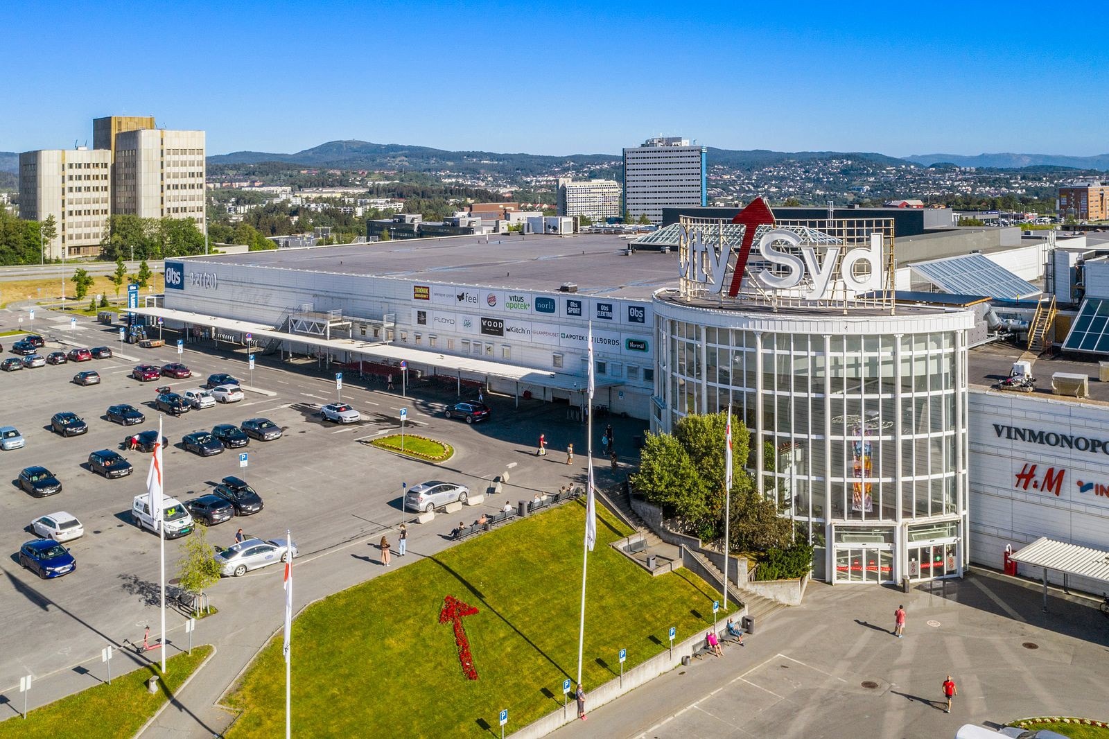 Kjøpesenteret City Syd og andre shopping-muligheter ligger i gangavstand fra boligen. Galleribilde