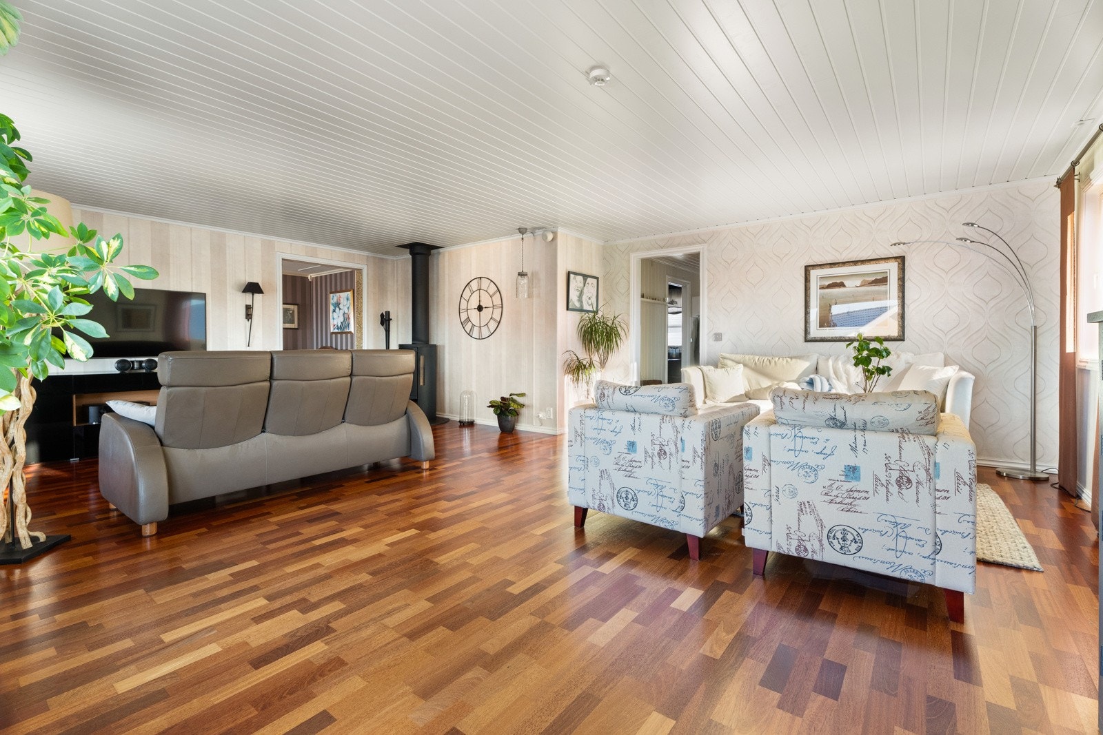 Det ble montert peis i 2006. Galleribilde