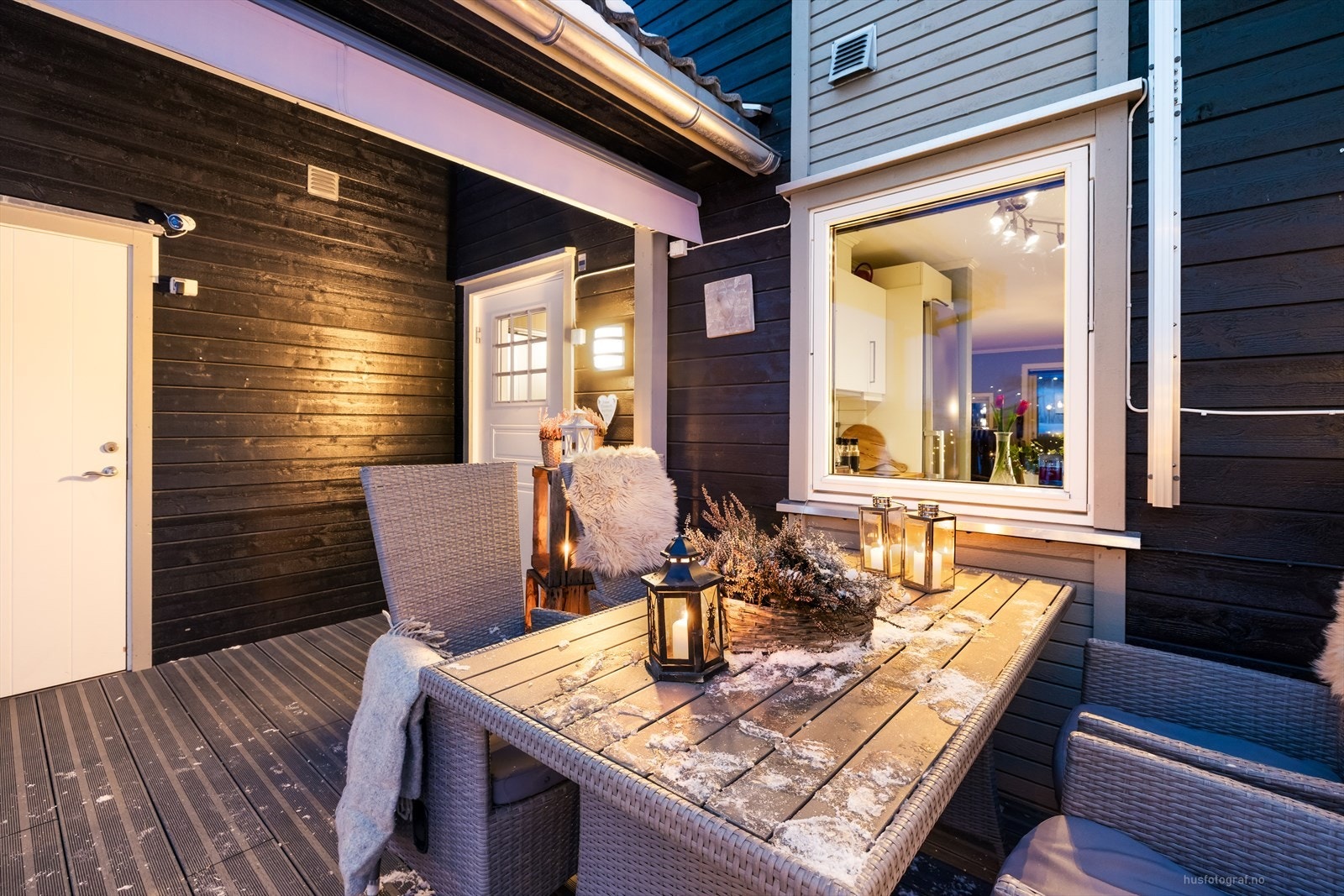 Her får man morgensolen, så dette er en perfekt frokostplass. Galleribilde