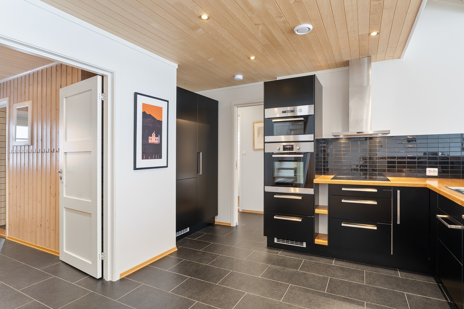 Flis og parkett på gulv. Galleribilde