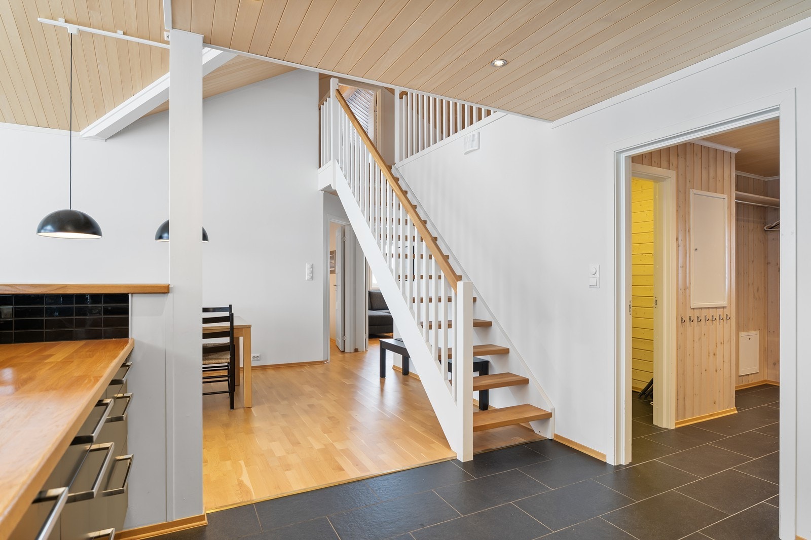 Trapp til hems. Galleribilde