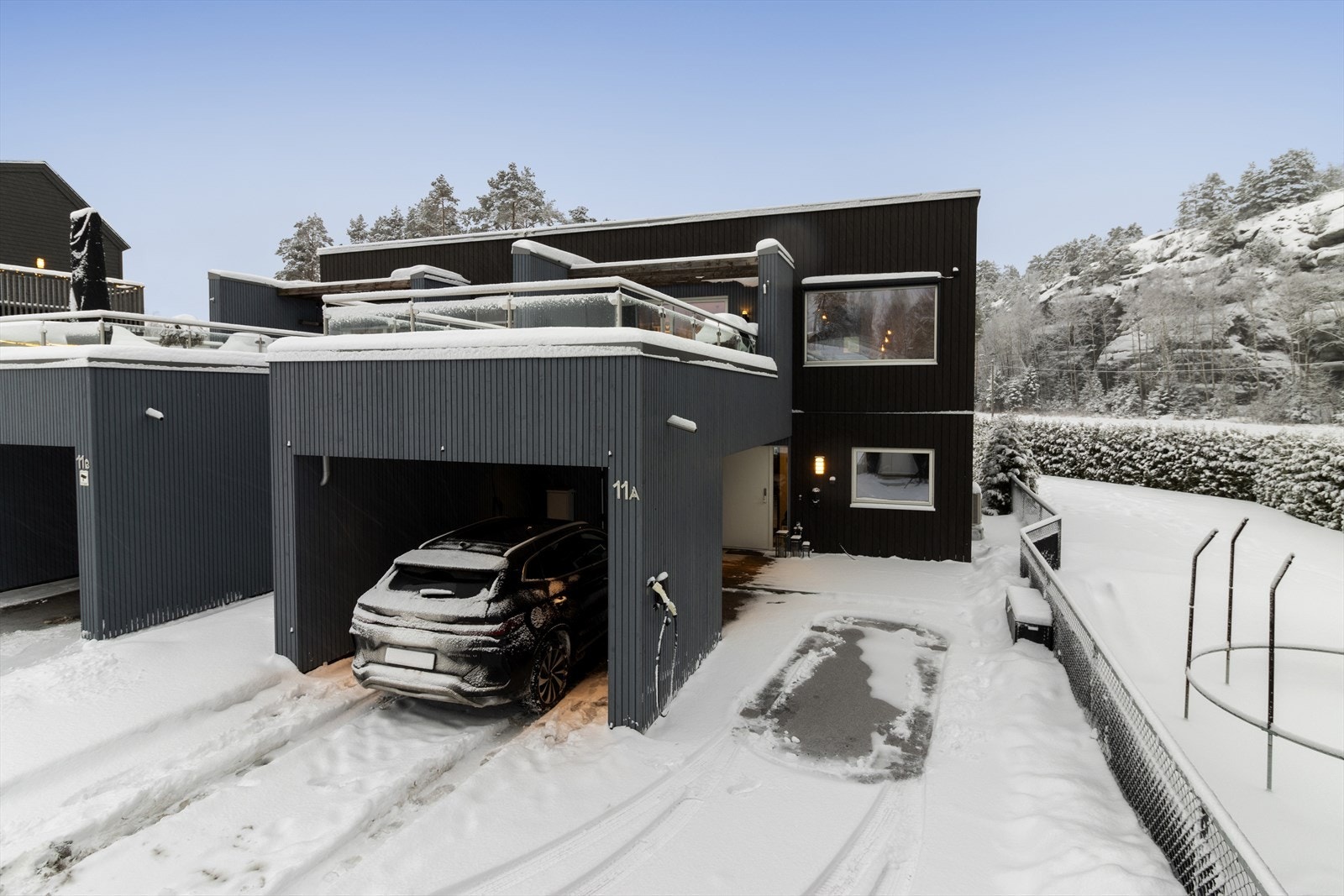 Svært innbydende og gjennomført tomannsbolig som byr på gode romløsninger Galleribilde