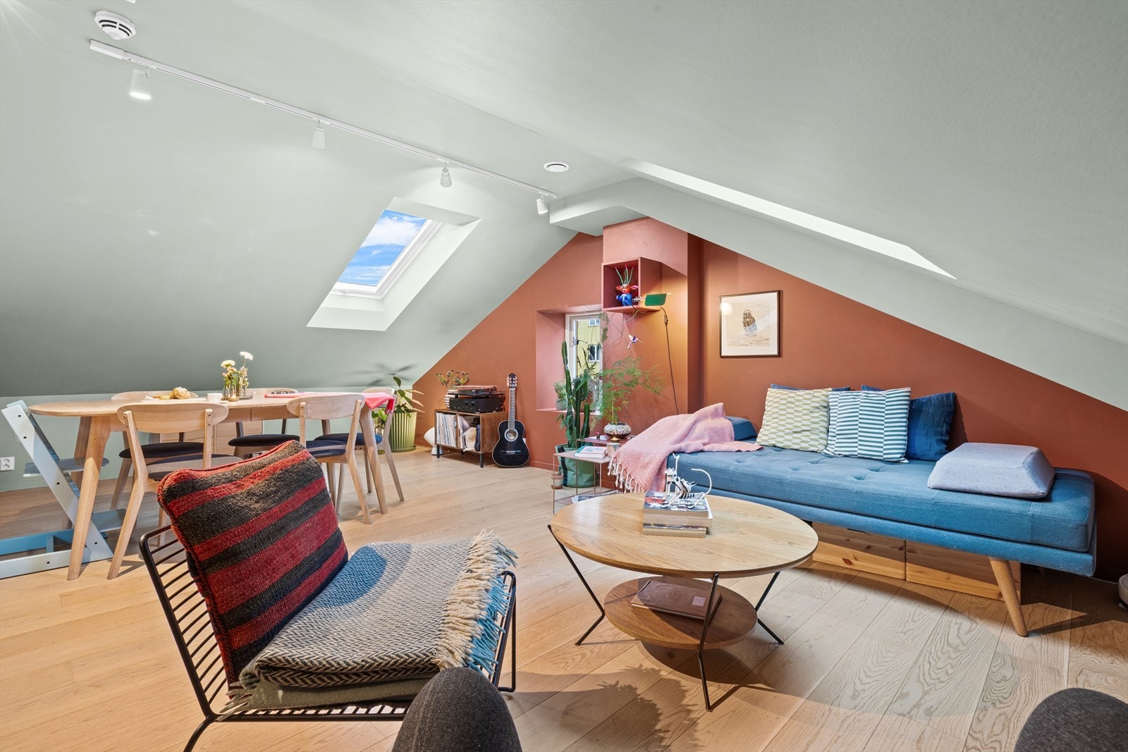 Takvinduer fra 2019 sørger for rikelig med naturlig lys. Galleribilde