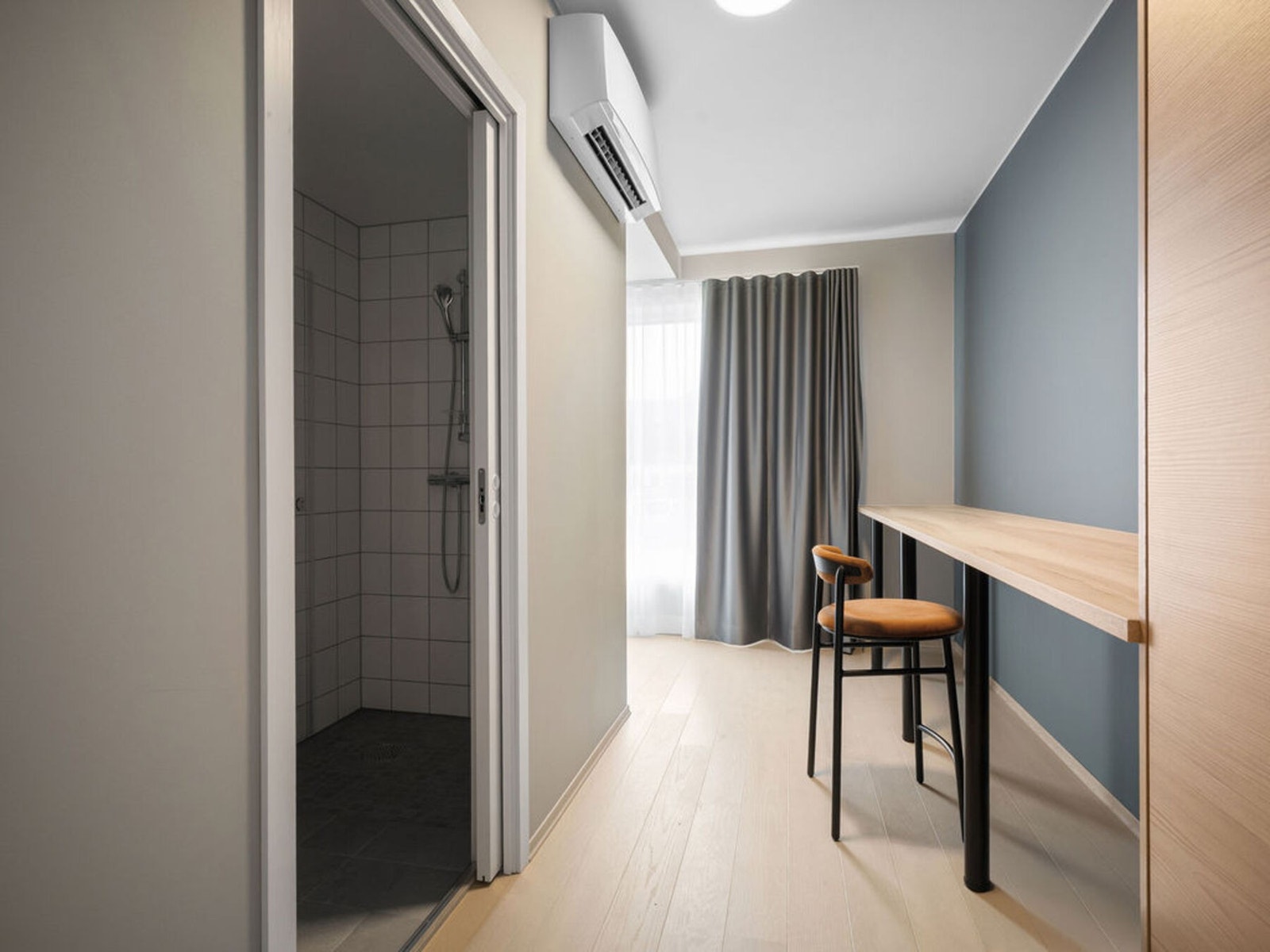 Det finnes 2 gjestehybler i naboblokken som kan leies av beboerne. Galleribilde