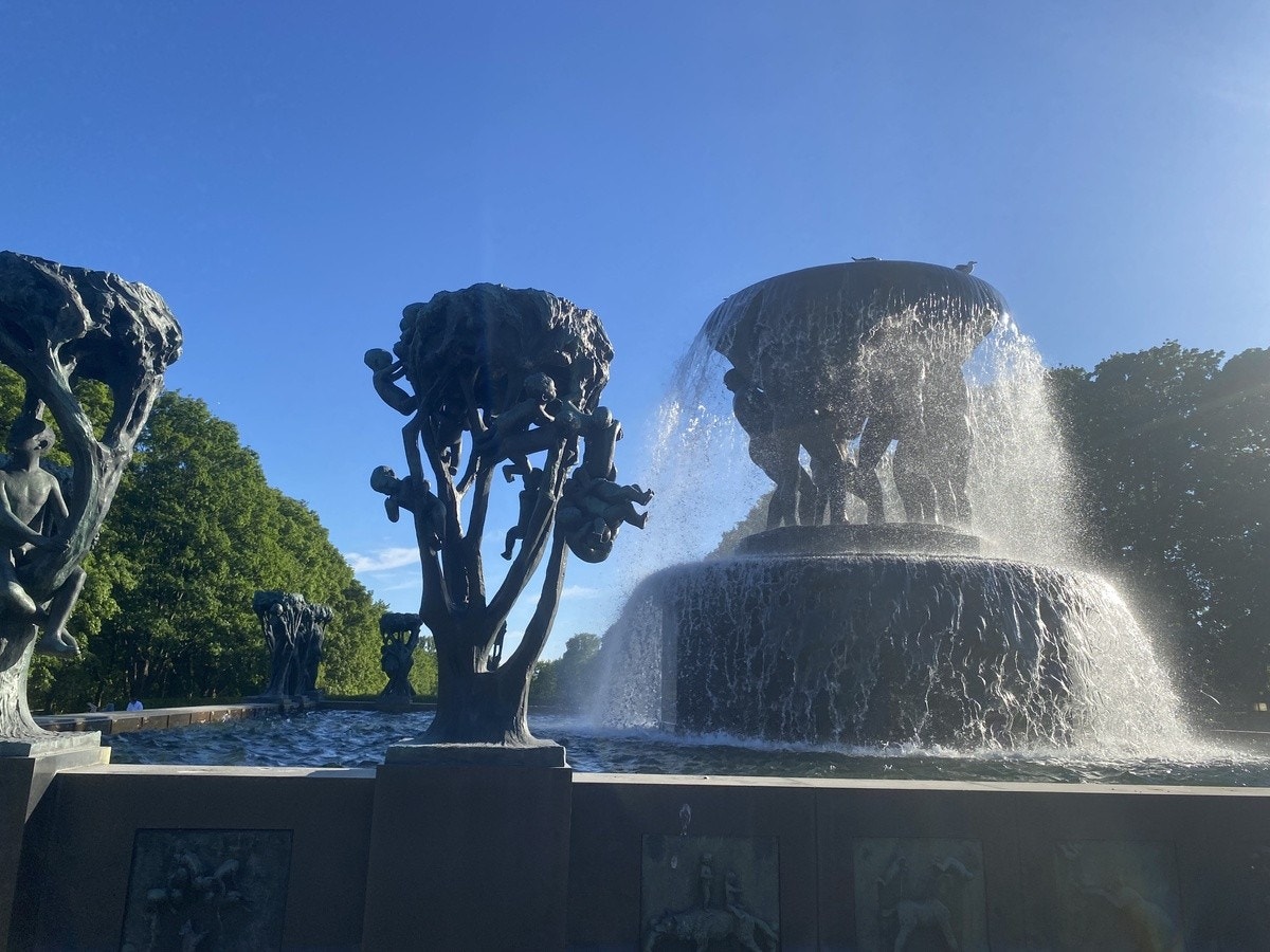 Like ved Vigelandsparken Galleribilde