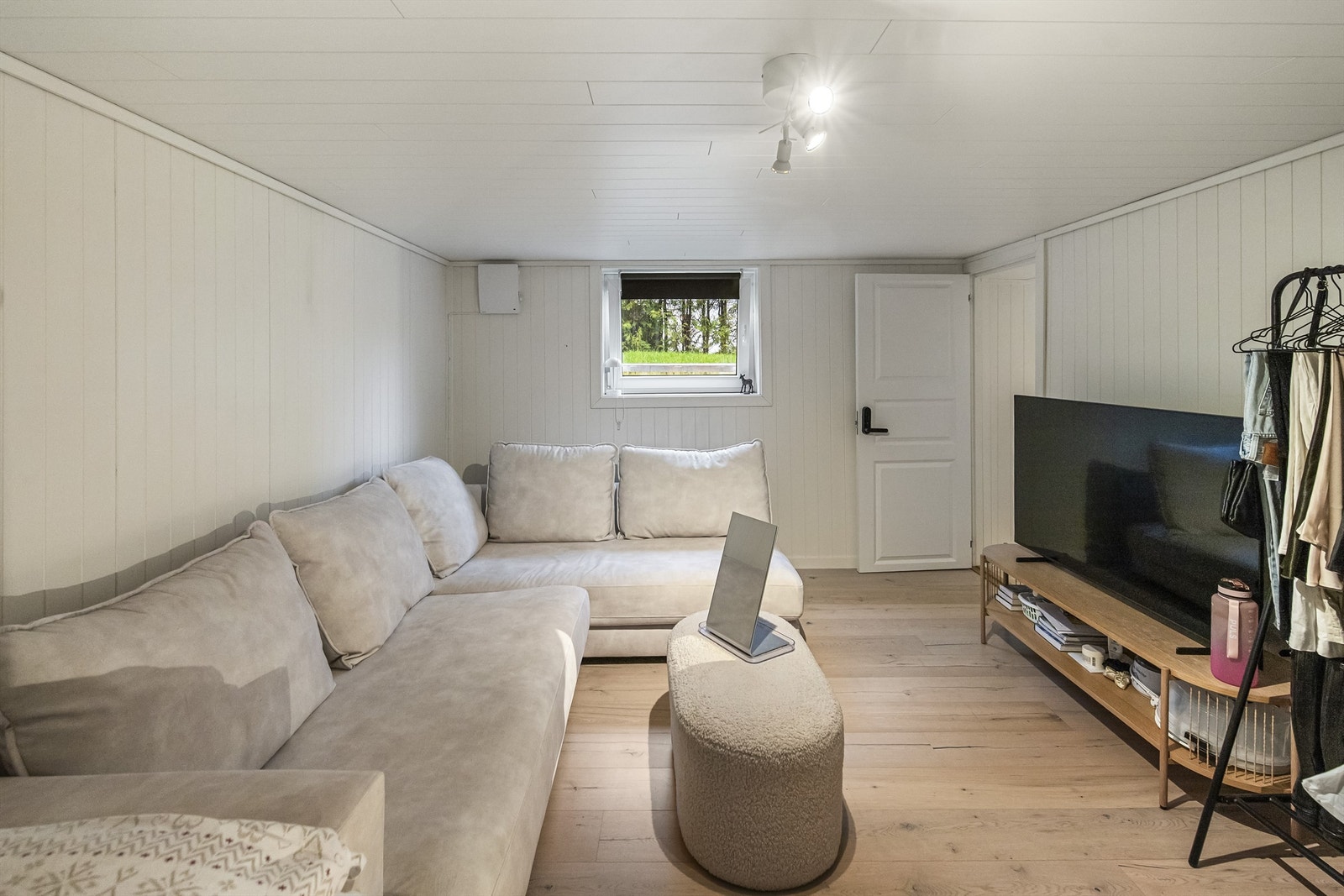 Kjellerstue (ikke godkjent for varig opphold) Galleribilde