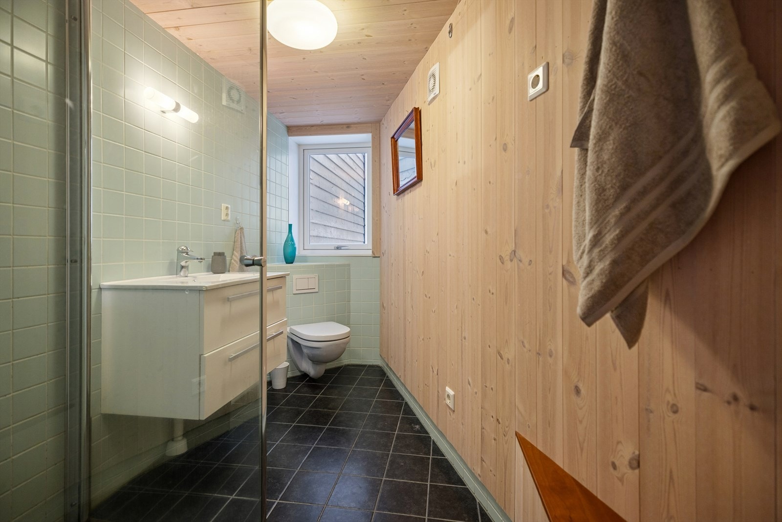 Baderom tilhørende hybel Galleribilde