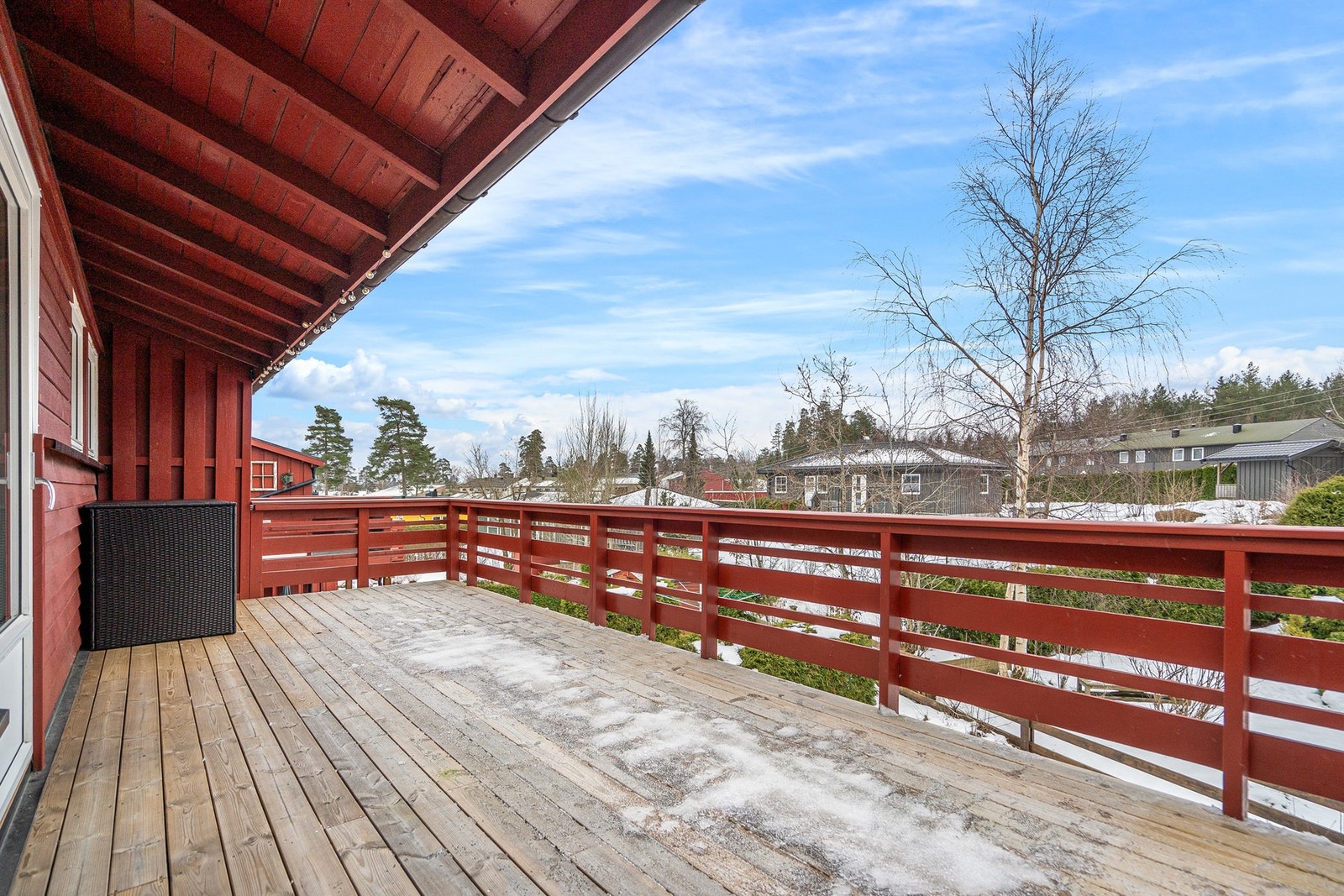 Stor og meget solrik balkong på 22 kvm Galleribilde