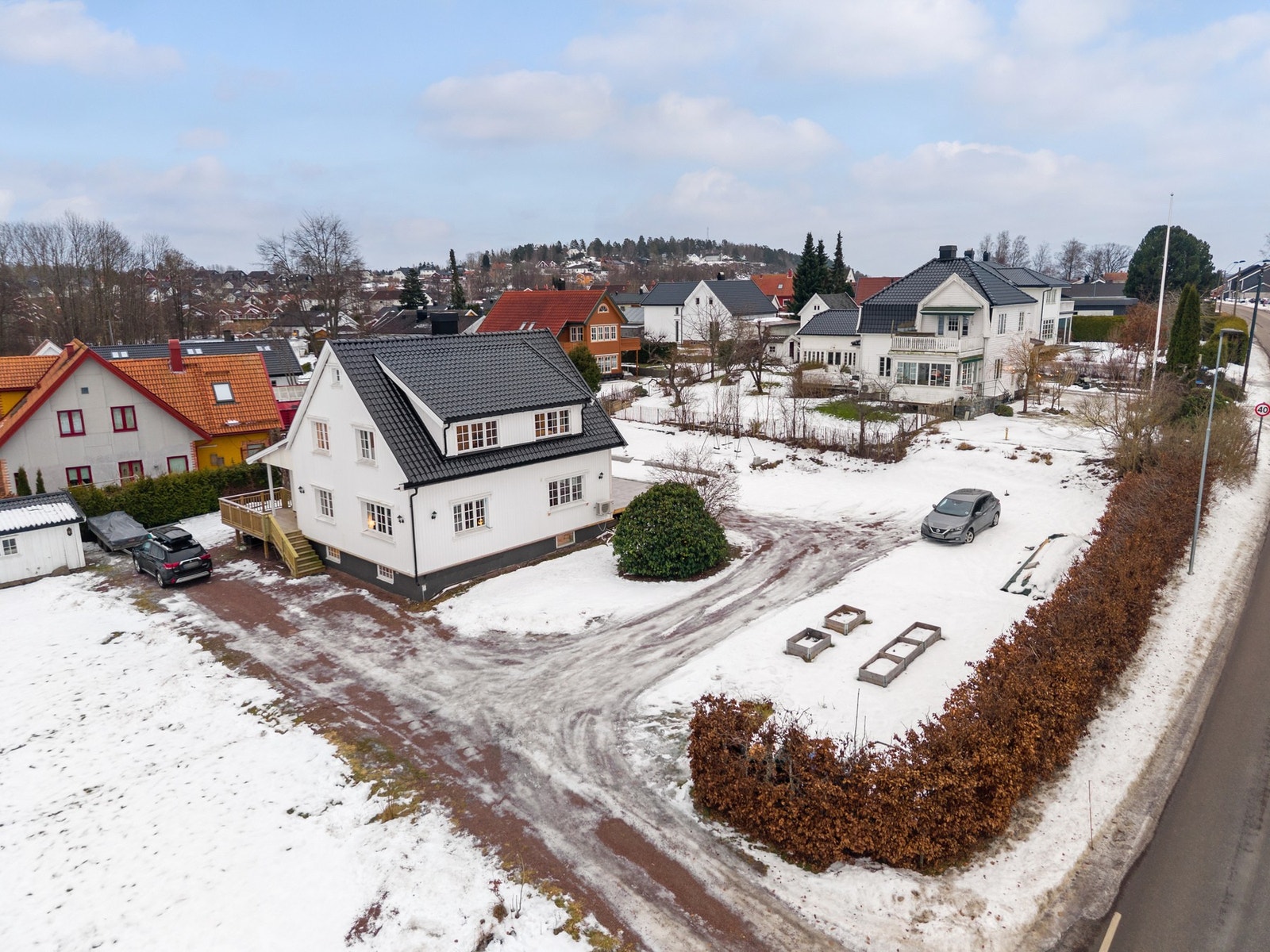 Dronebilde fasade. Galleribilde