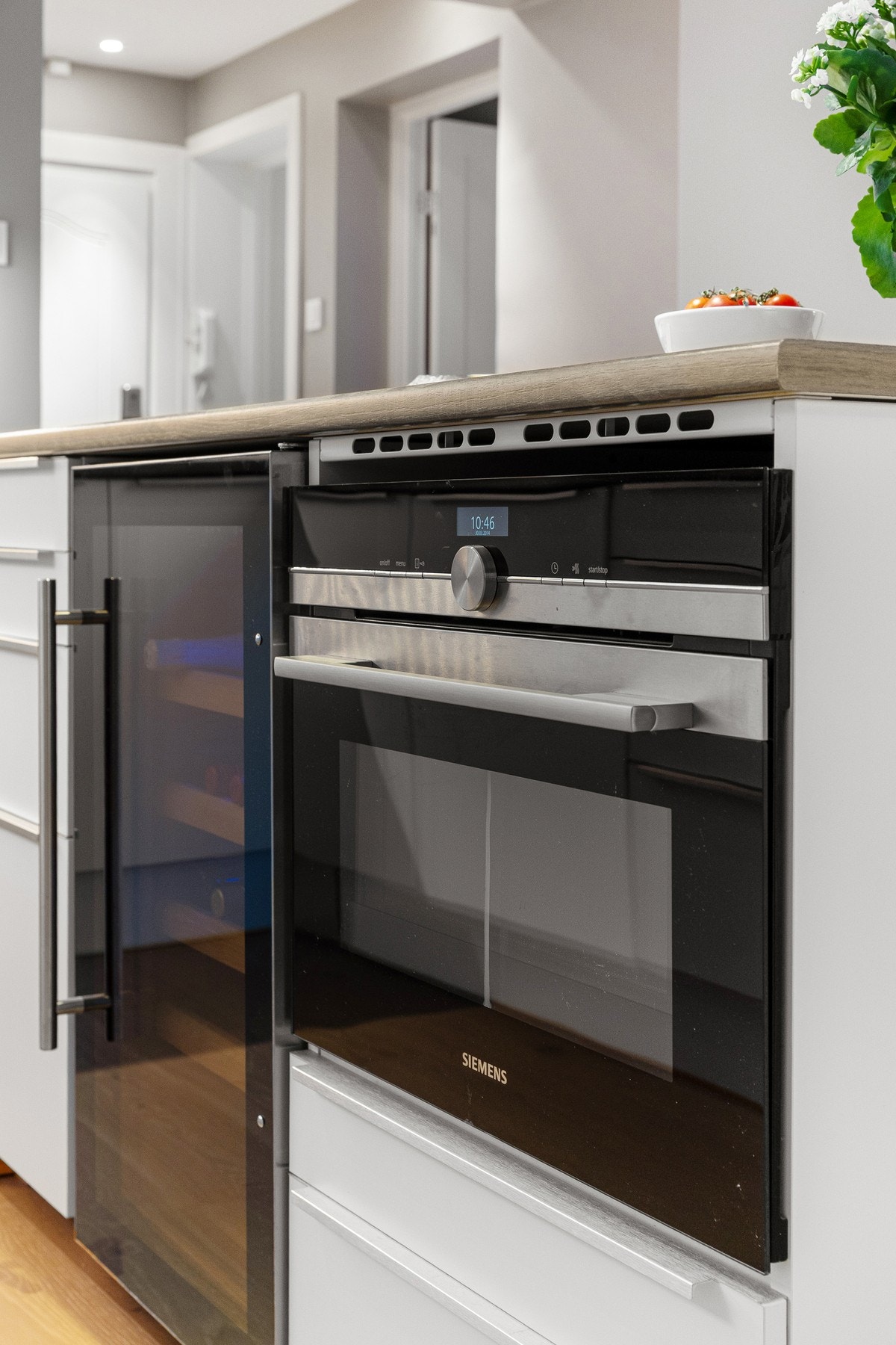 Detaljbilde mikrobølgeovn/stekeovn Galleribilde