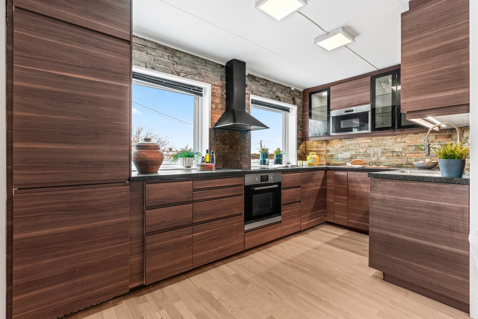 Kjøkkeninnredningen fra IKEA er ny fra 2018 Galleribilde