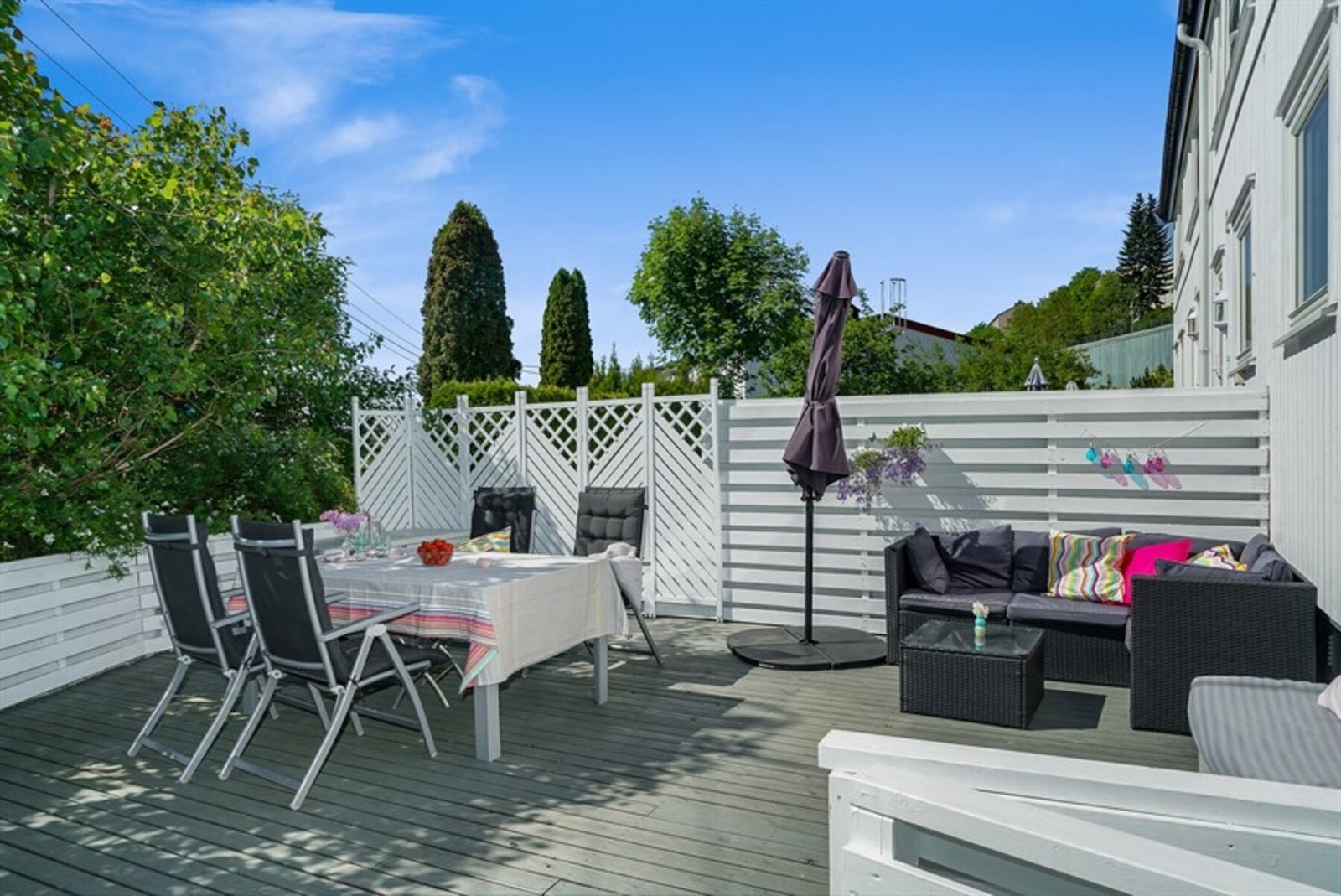 Her kan nydelige sommerdager nytes i sola Galleribilde