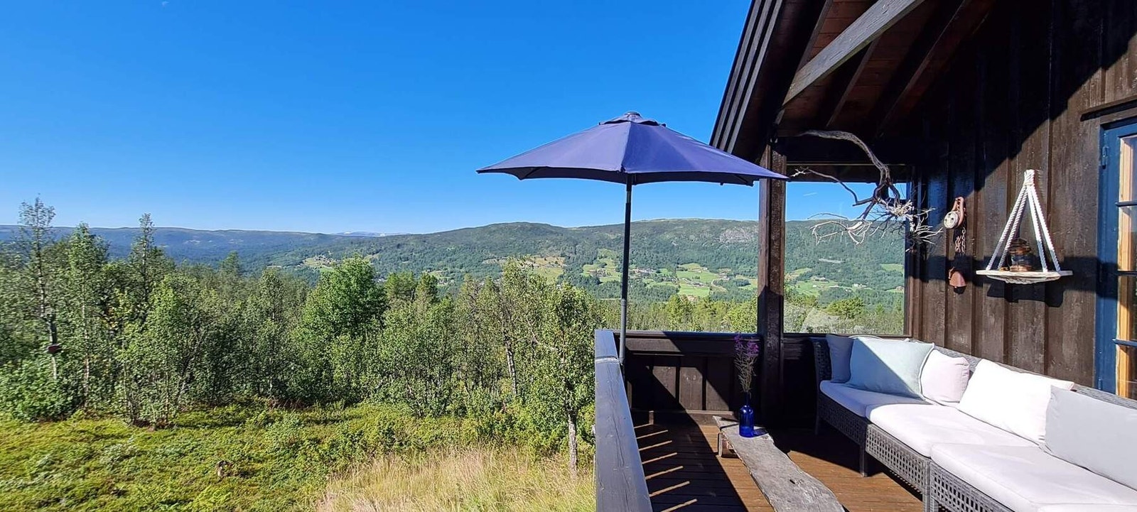 Selgers eget bilde fra annen årstid. Galleribilde