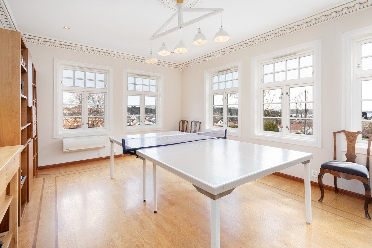 Bordtennis/spisestue Galleribilde