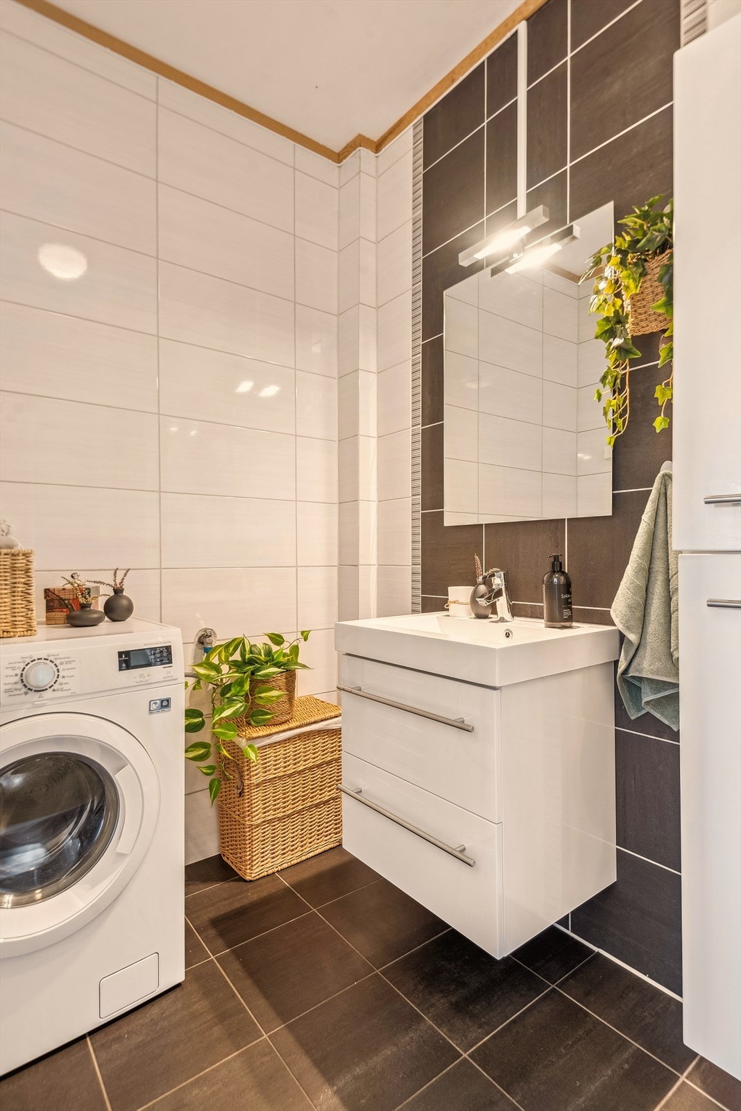 Nyere, flislagt bad! Galleribilde