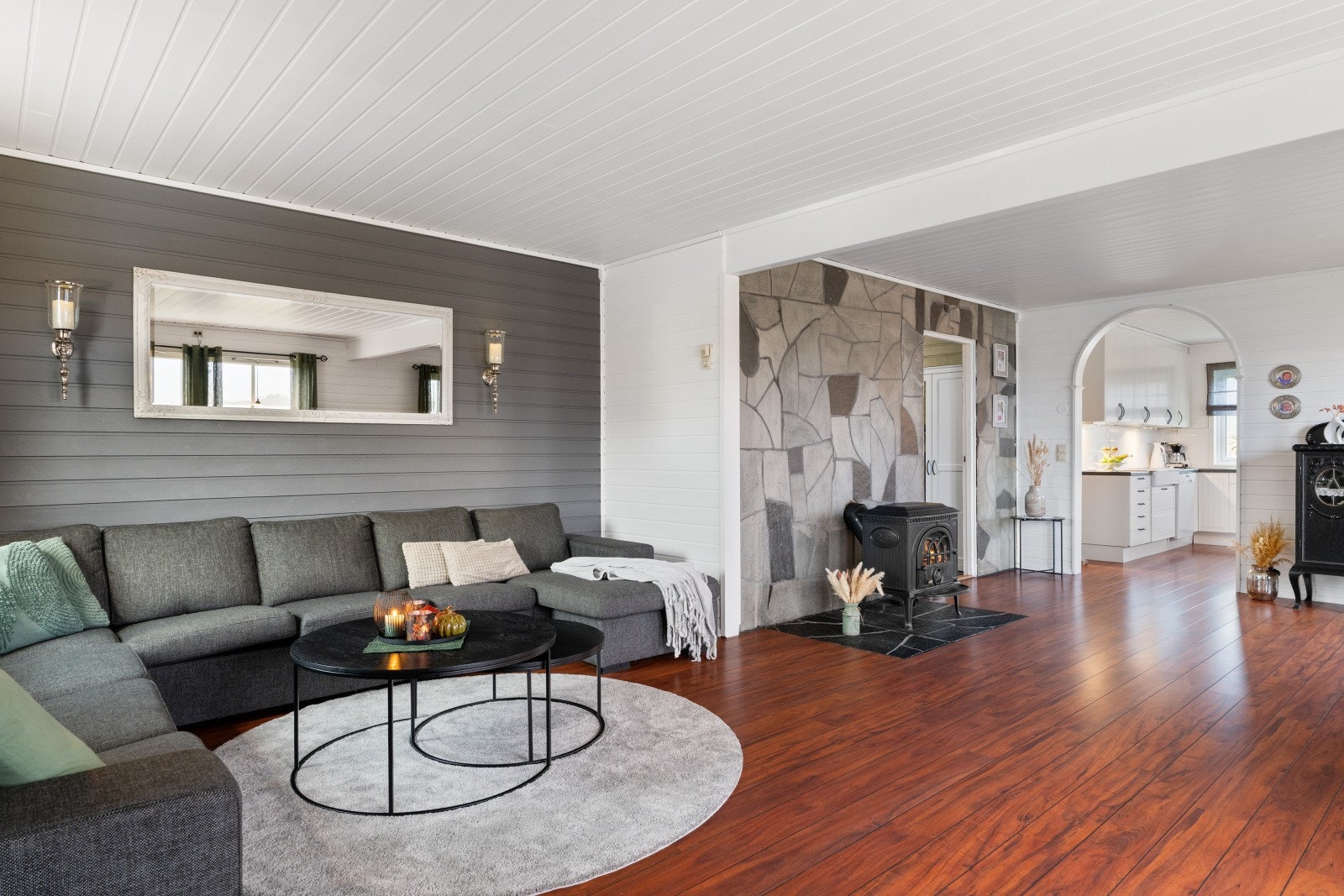 Boligen holder en gjennomgående moderne standard. Galleribilde