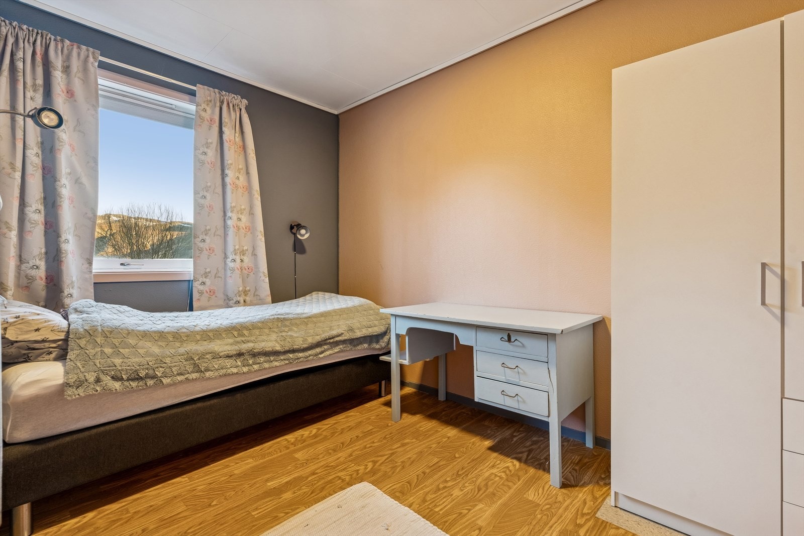 Soverom 2, 1 etasje Galleribilde