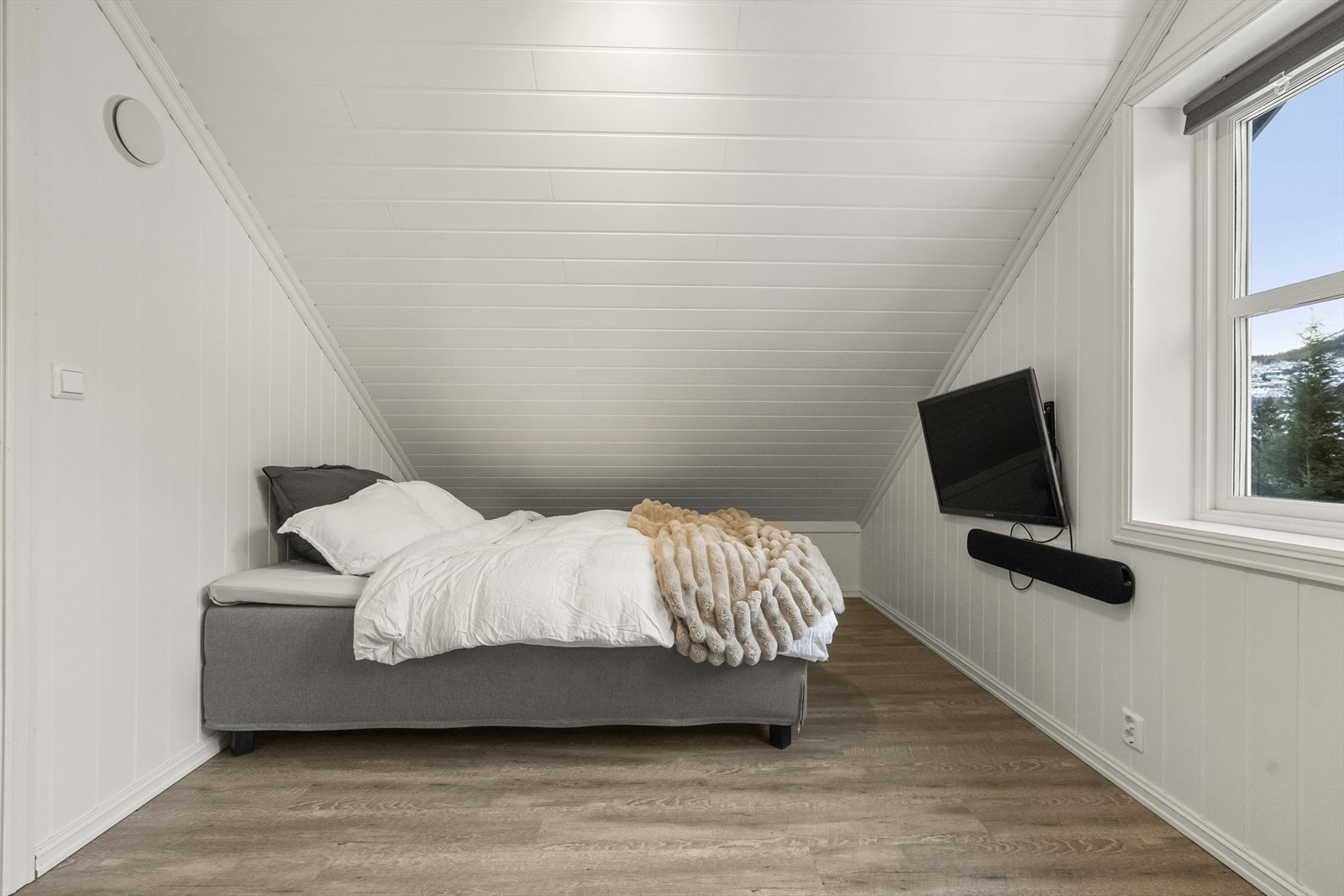 1 av 3 soverom på loftet Galleribilde