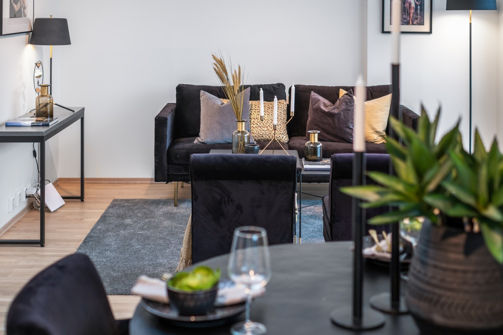 En moderne 3-roms hjørneleilighet med attraktiv beliggenhet på Nyhavna. Galleribilde