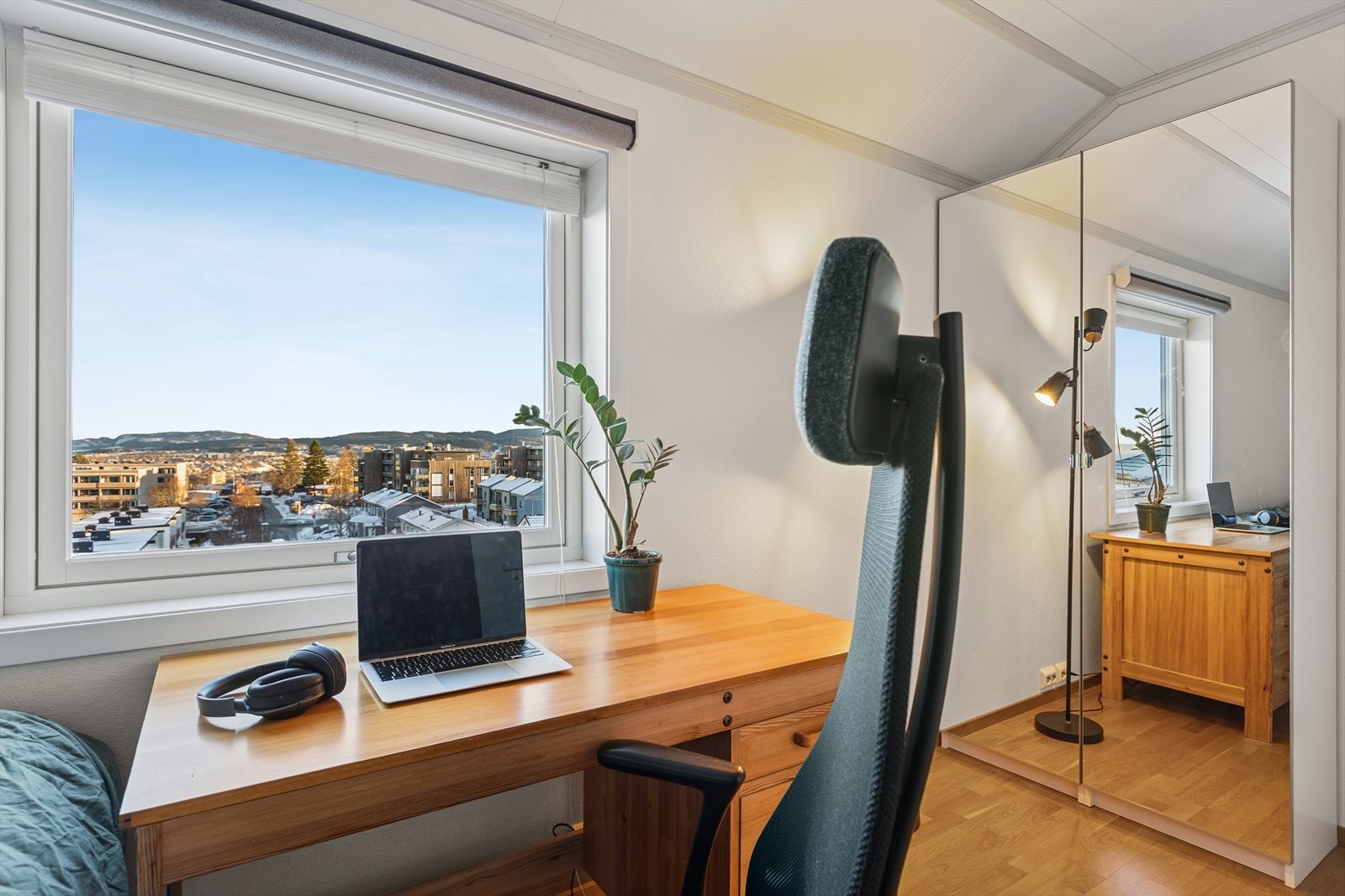 Soverom 4 måler omtrent 8,9 kvm. Galleribilde