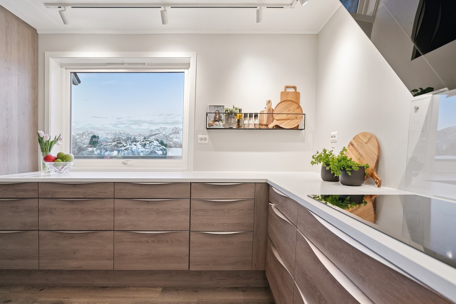 Tilgjengelig veggplass åpner for kreative løsninger. Galleribilde