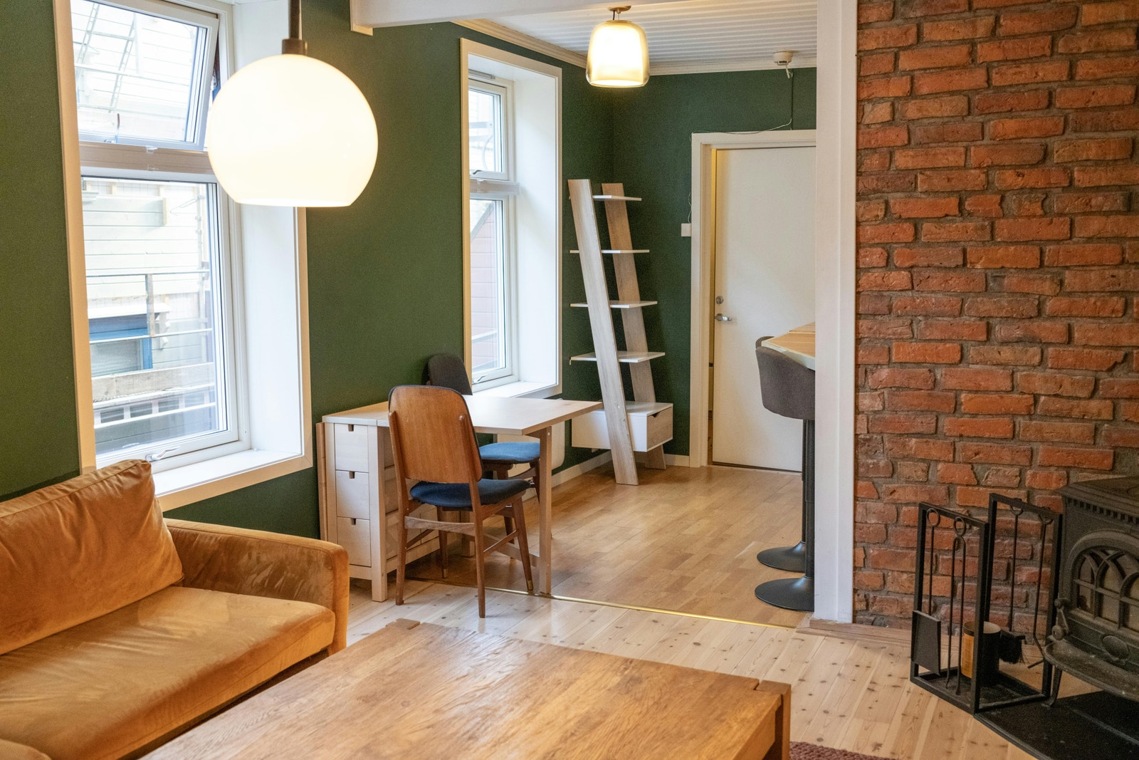 Store vindusflater med my naturlig lys Galleribilde